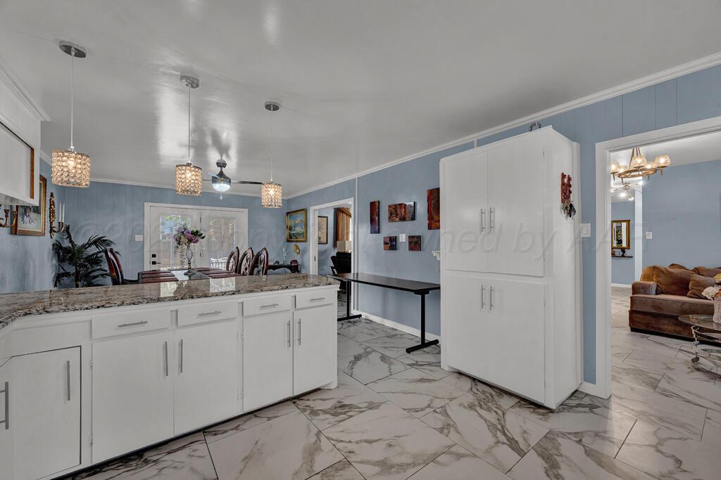 1715 Grape Lane Property Photo 12