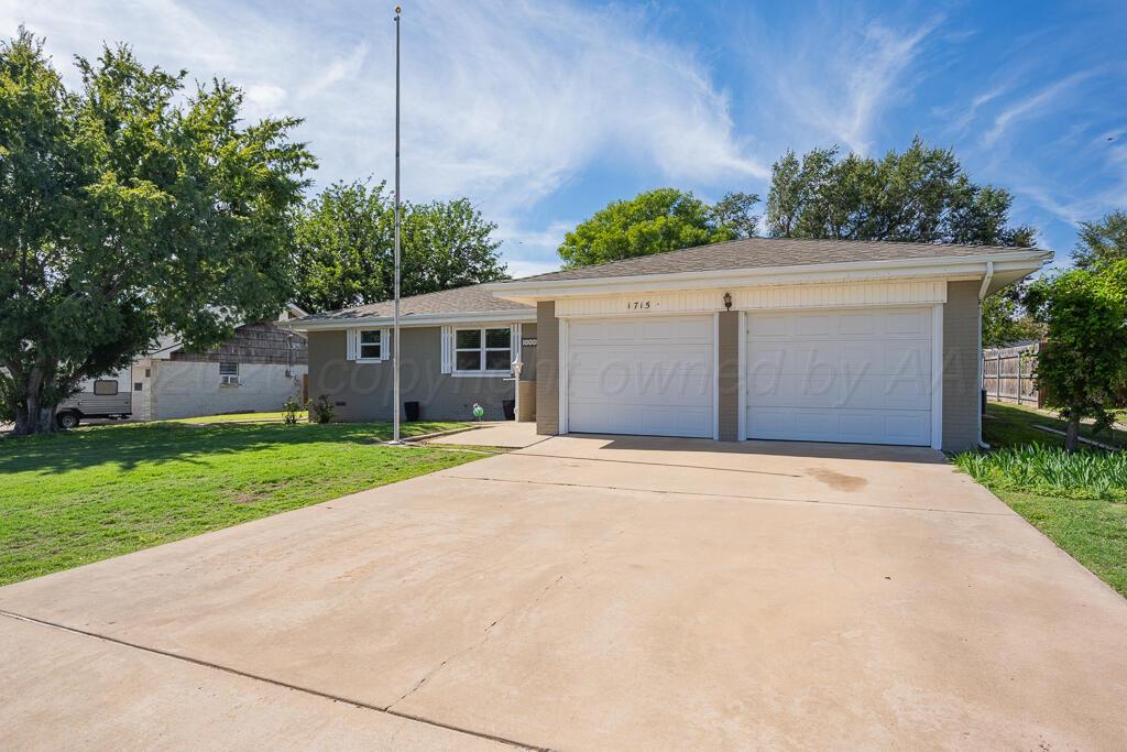 1715 Grape Lane Property Photo 30