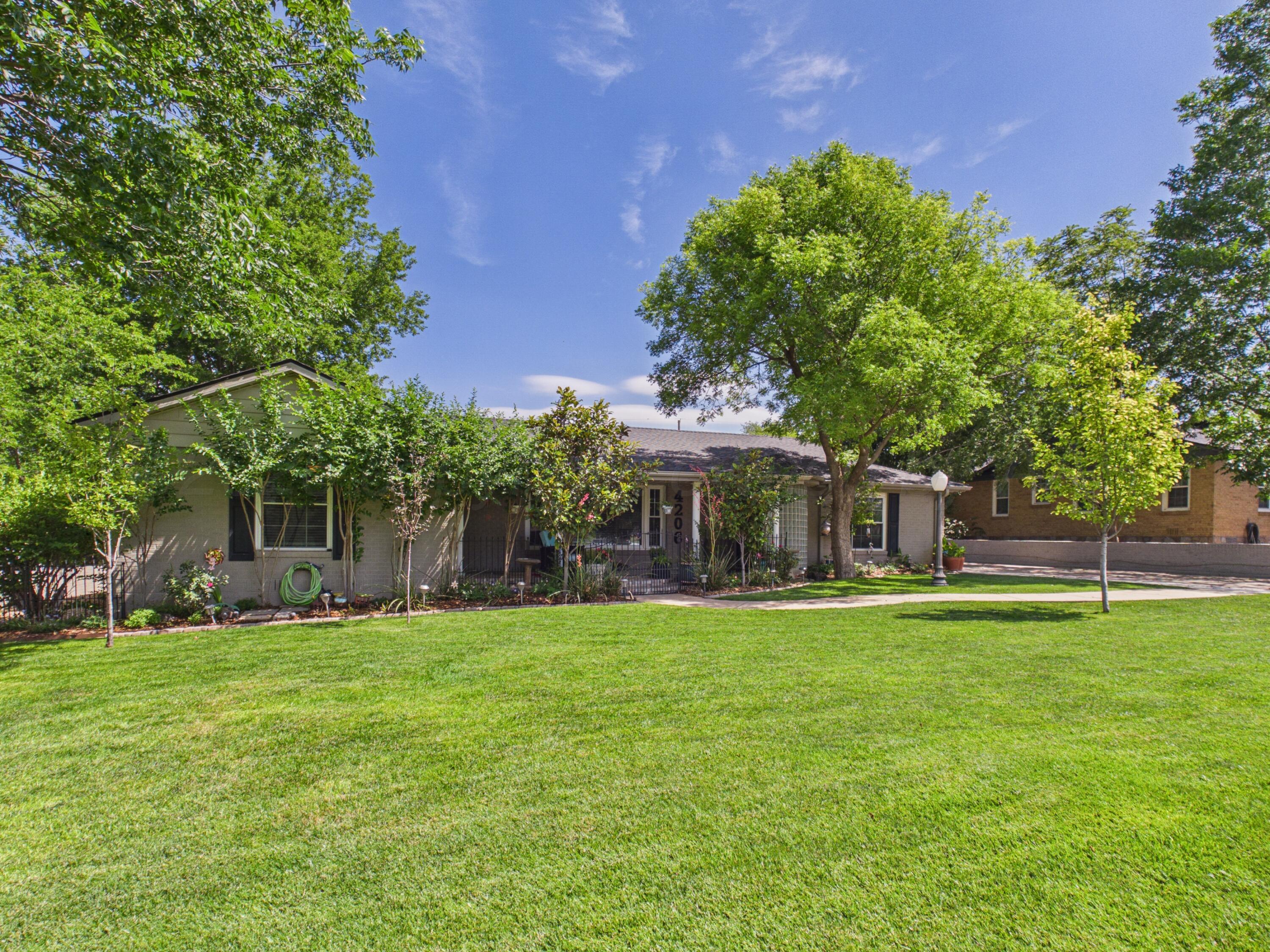 4206 Gem Lake Road Property Photo 2