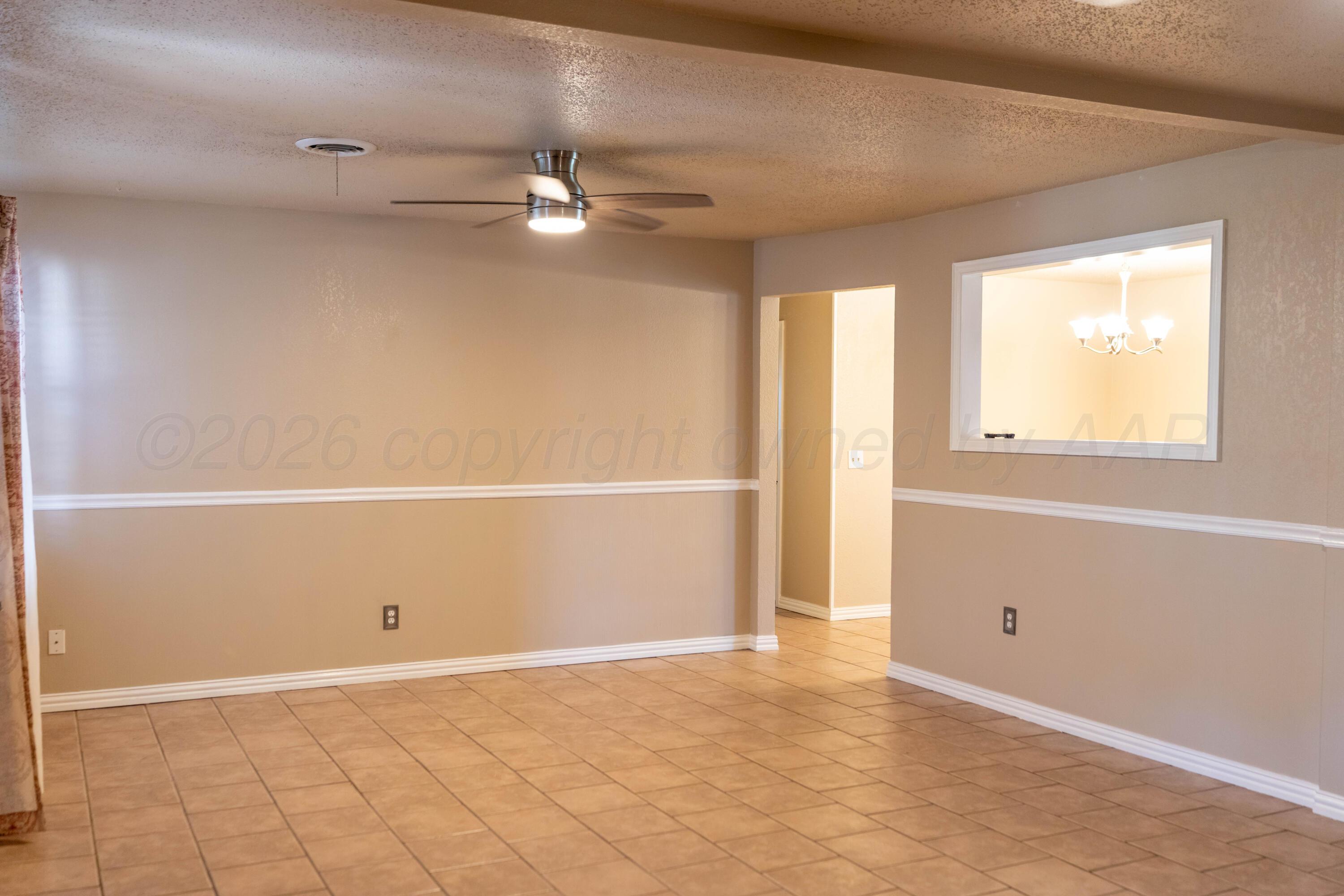516 S Osage Street Property Photo 7