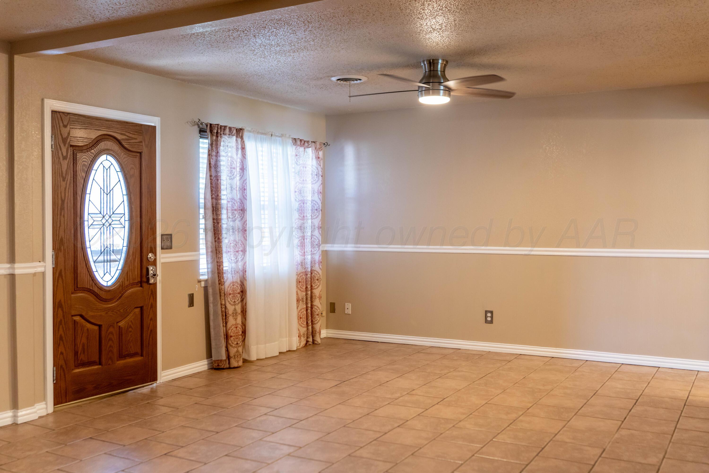 516 S Osage Street Property Photo 8