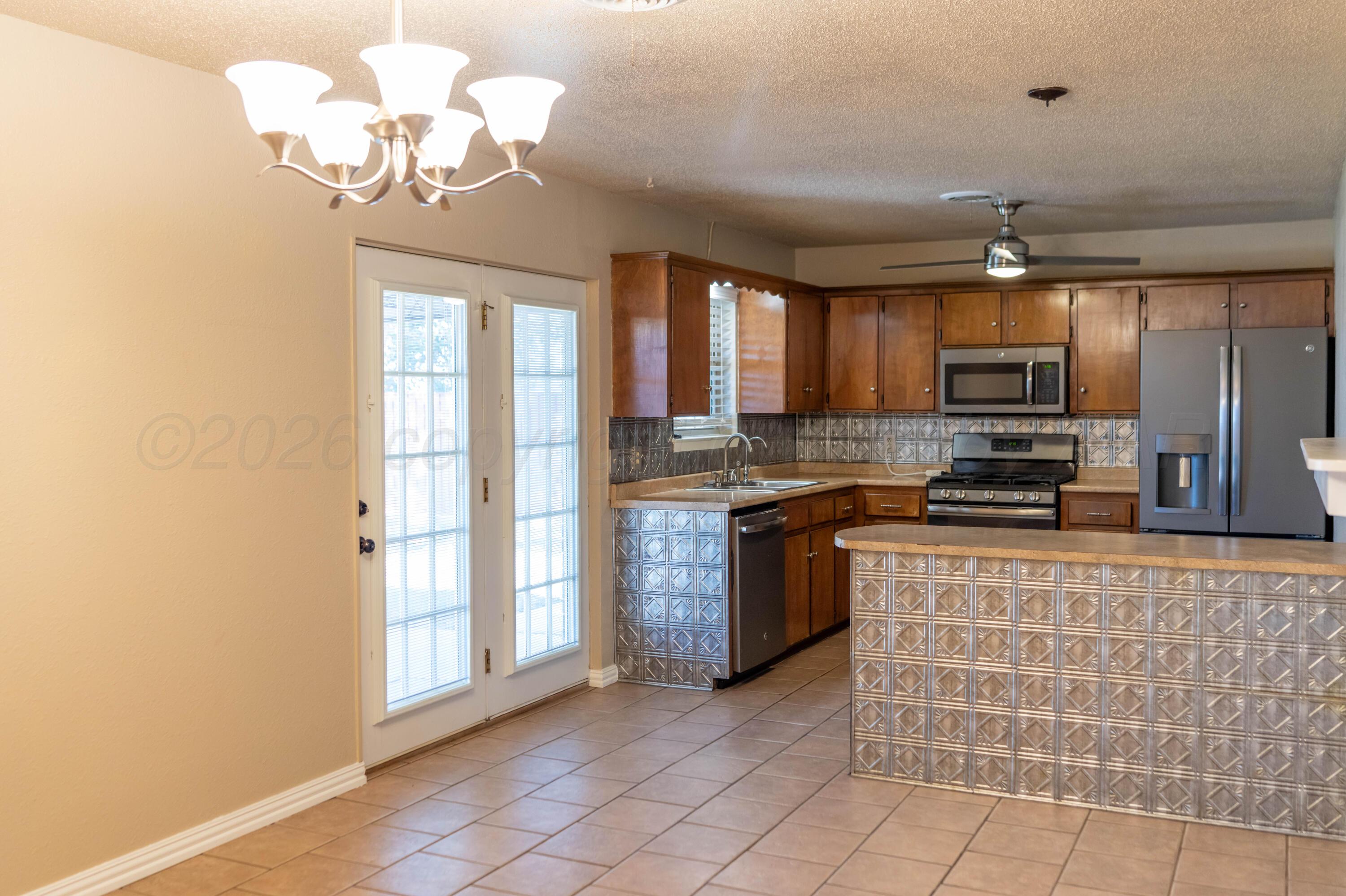 516 S Osage Street Property Photo 13
