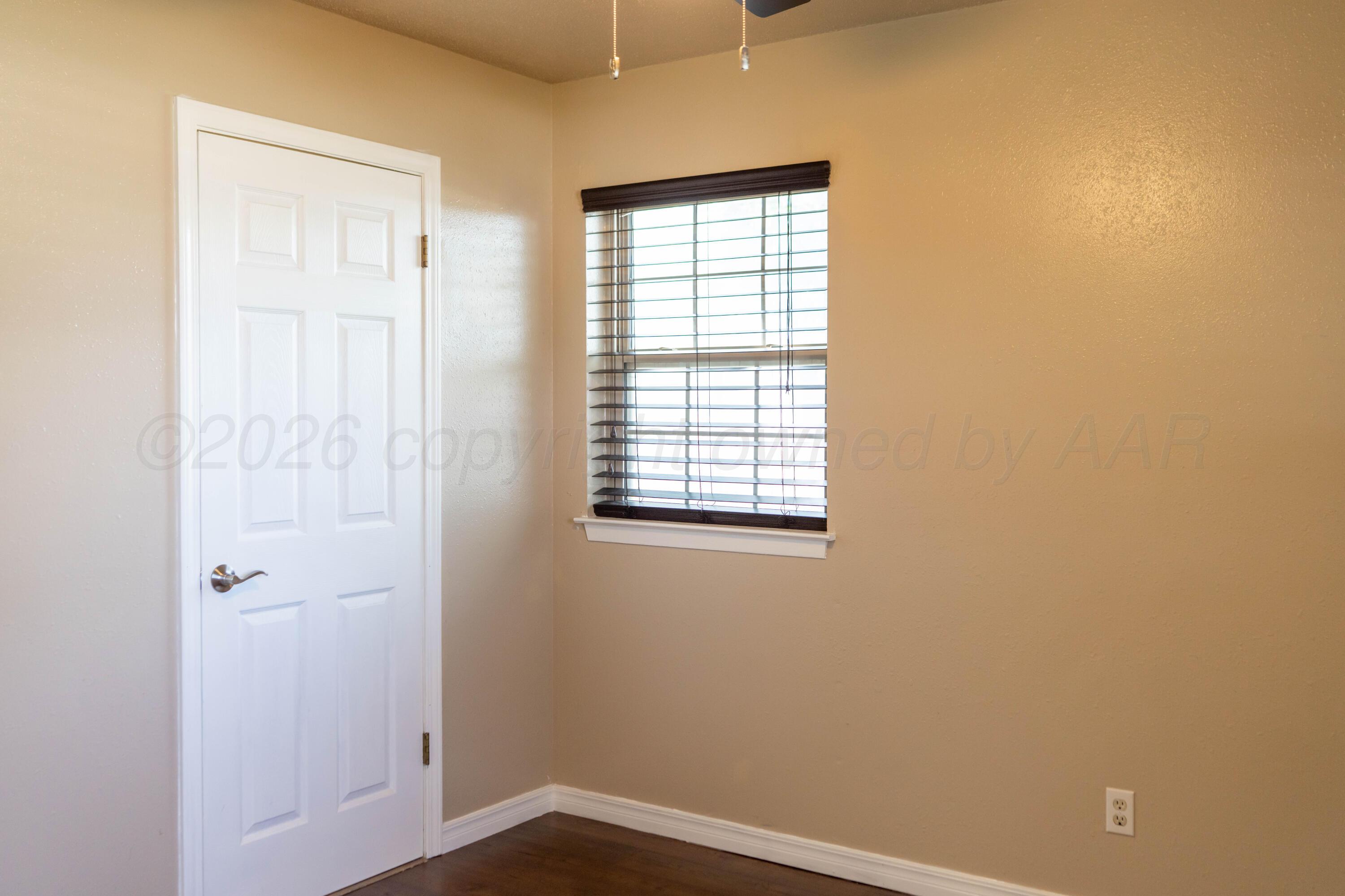 516 S Osage Street Property Photo 23