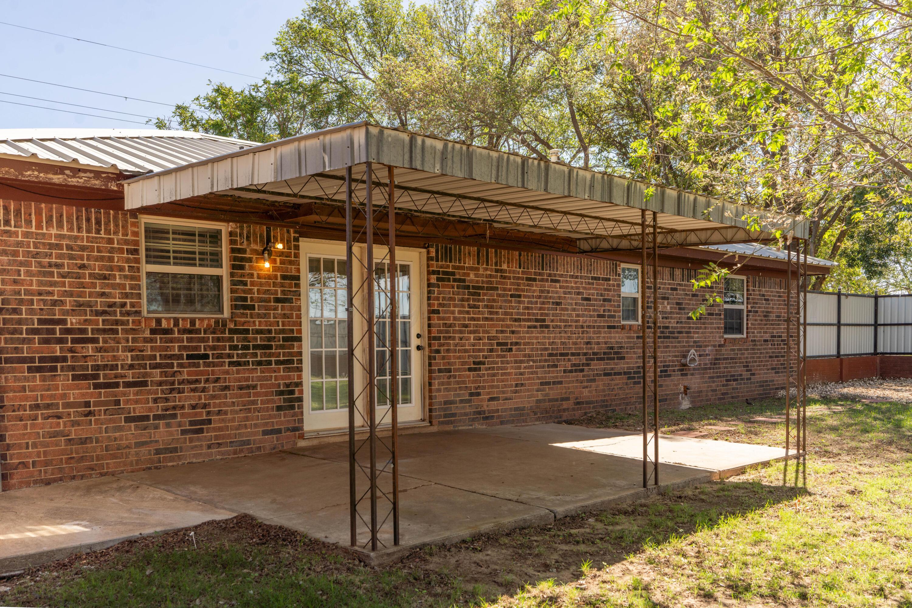 516 S Osage Street Property Photo 42