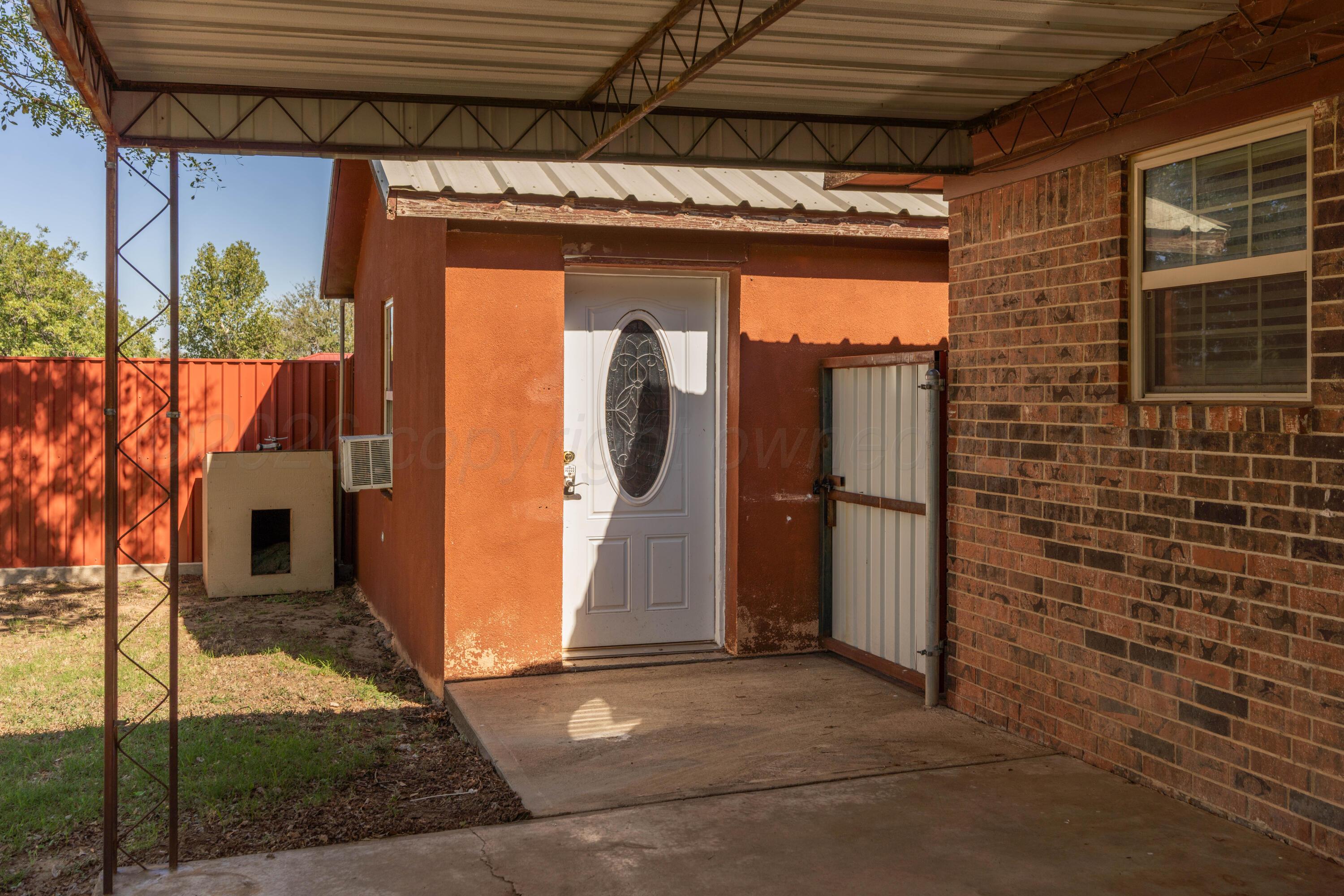 516 S Osage Street Property Photo 48
