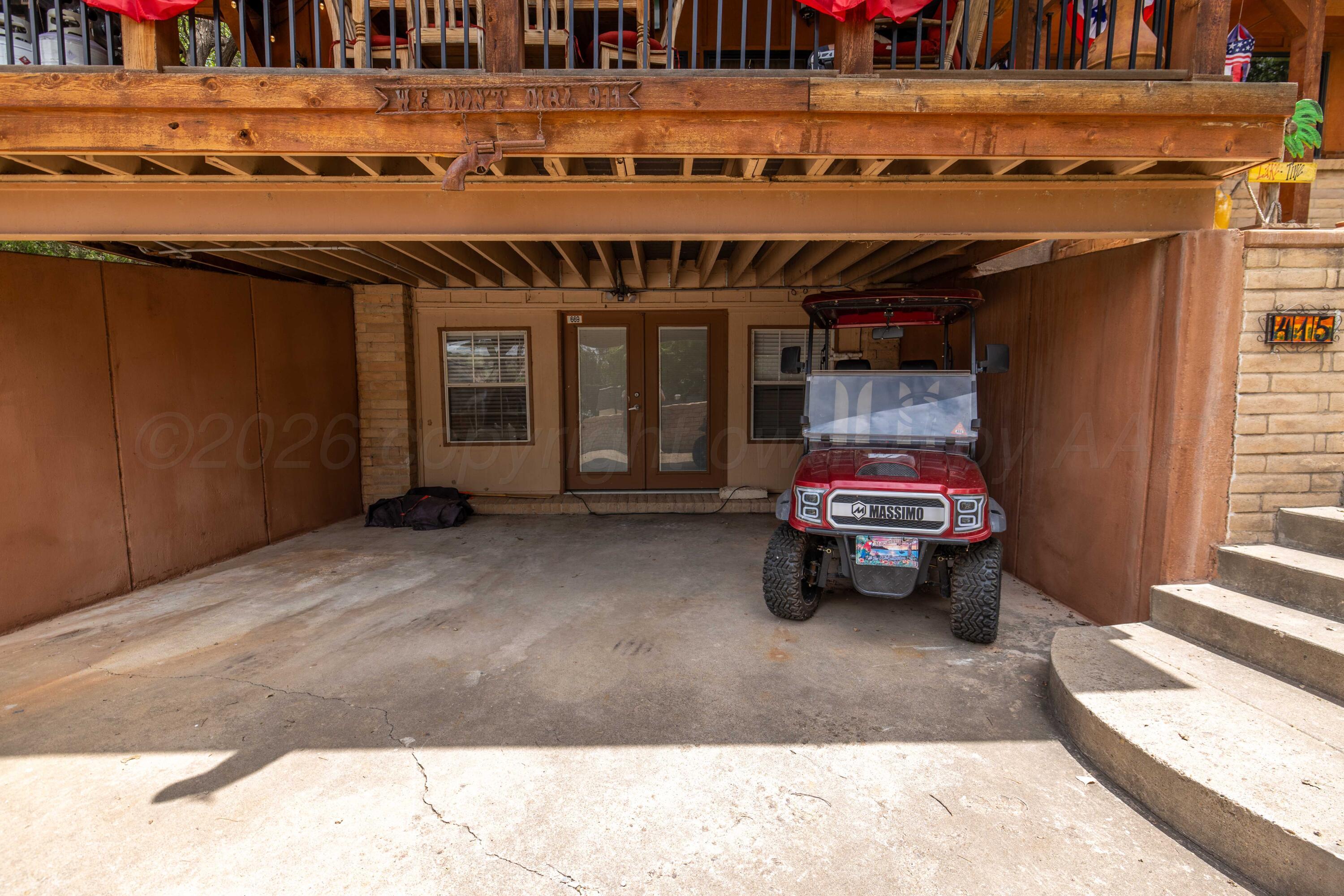 415 N Shore Drive Property Photo 8