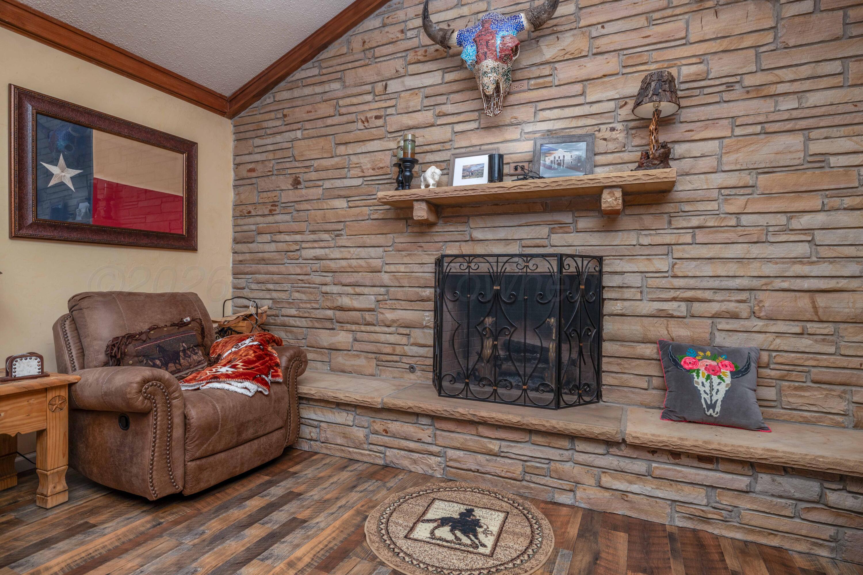 415 N Shore Drive Property Photo 15