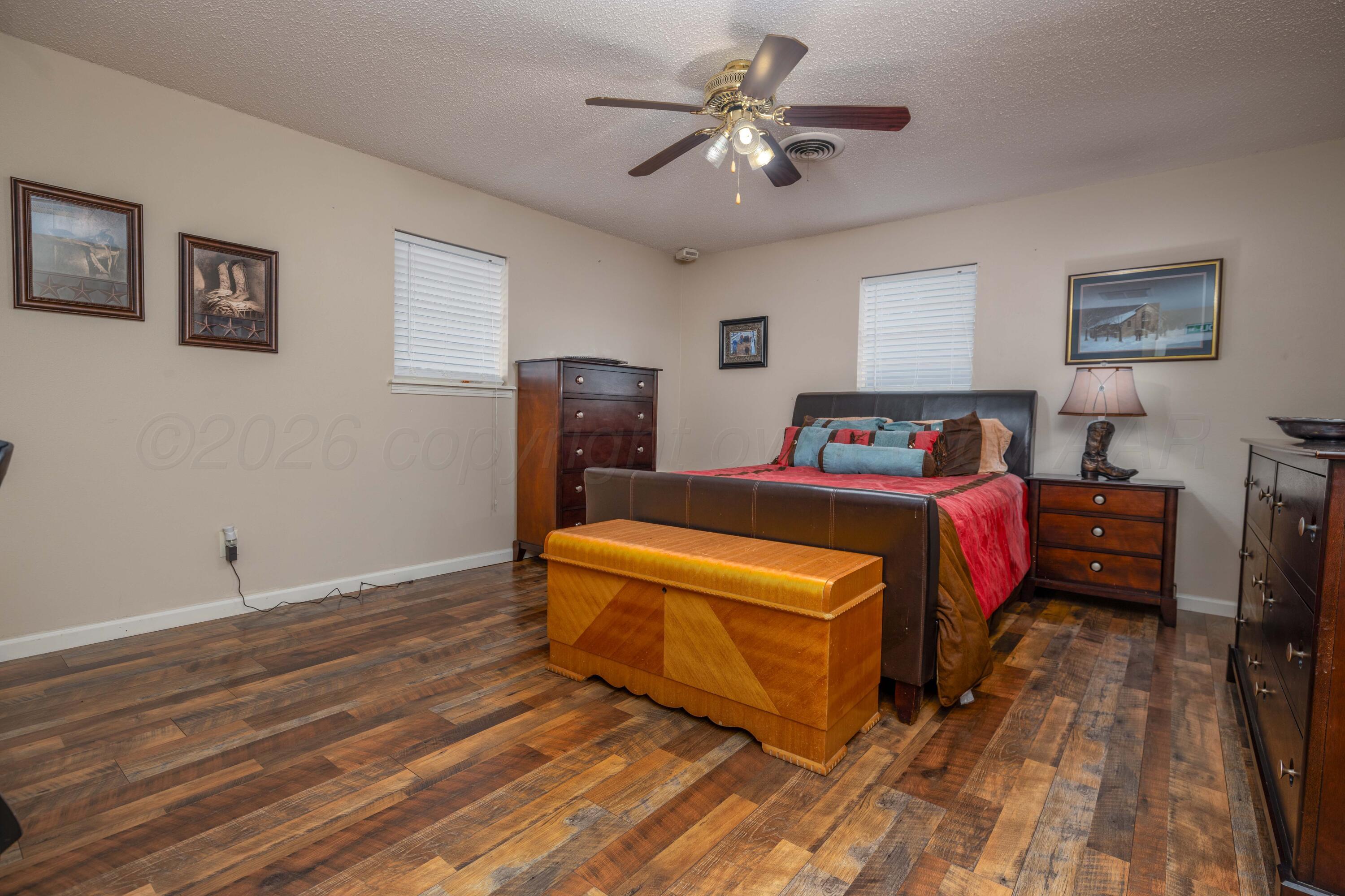 415 N Shore Drive Property Photo 22