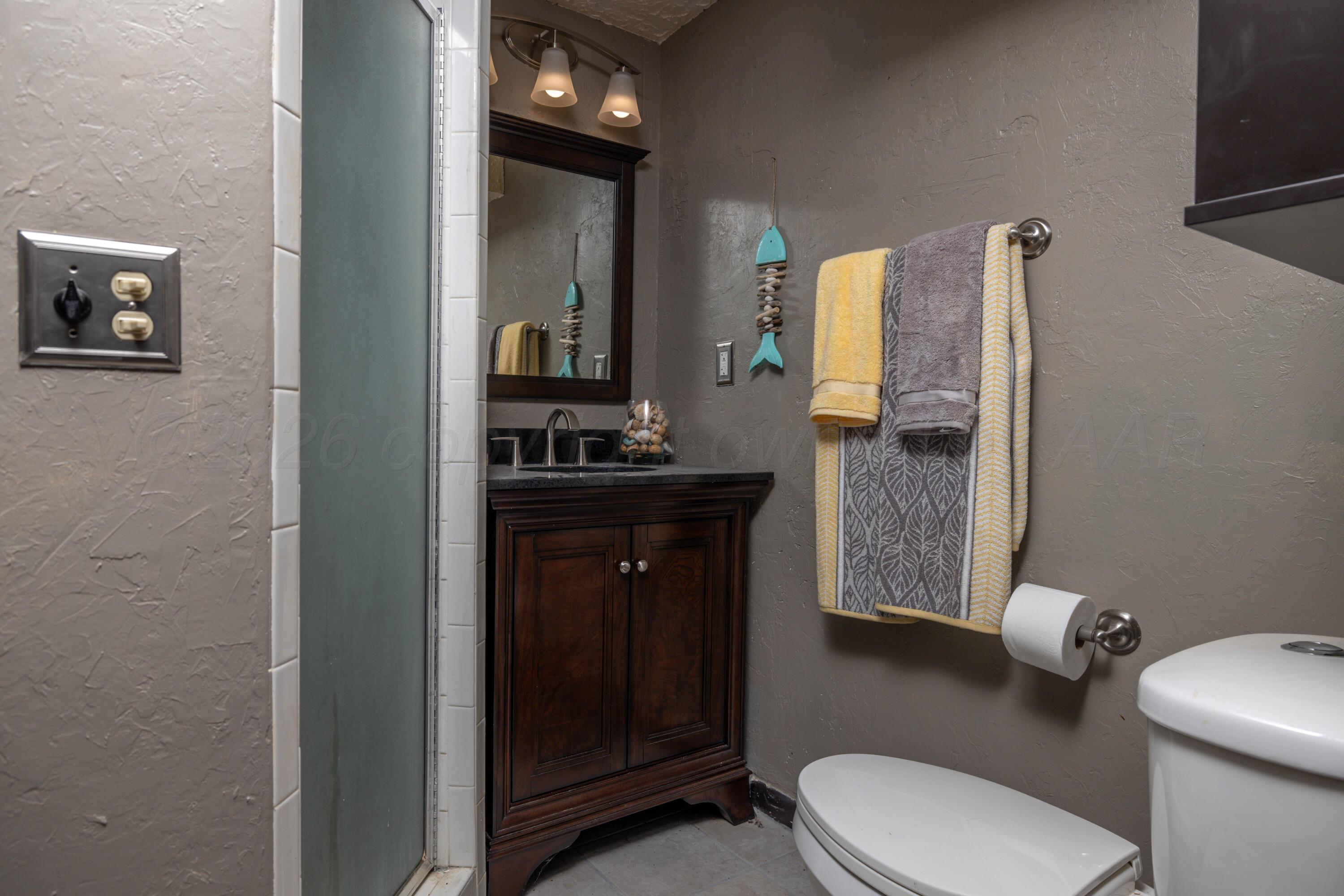 415 N Shore Drive Property Photo 27