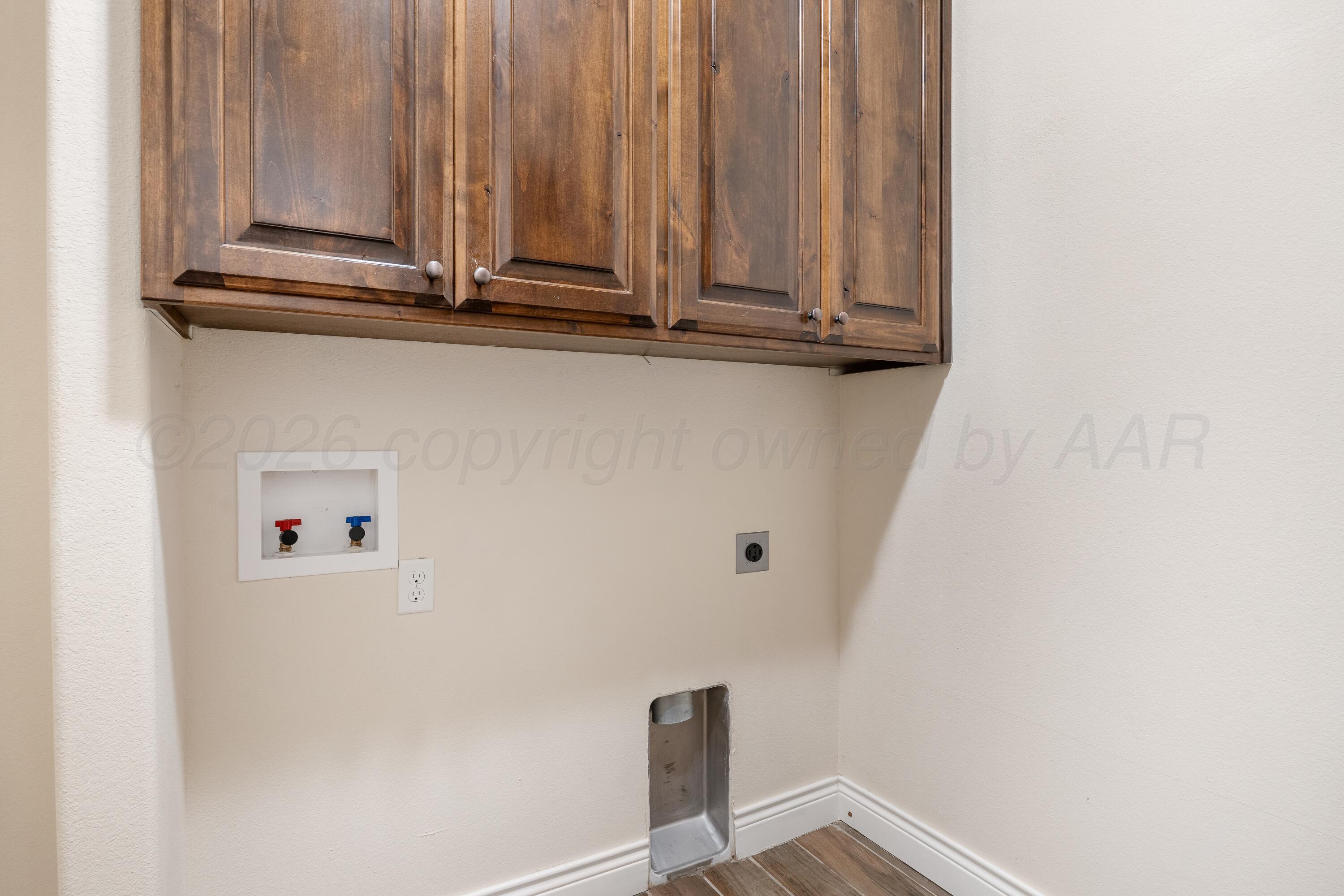 7307 Nick Street Property Photo 13