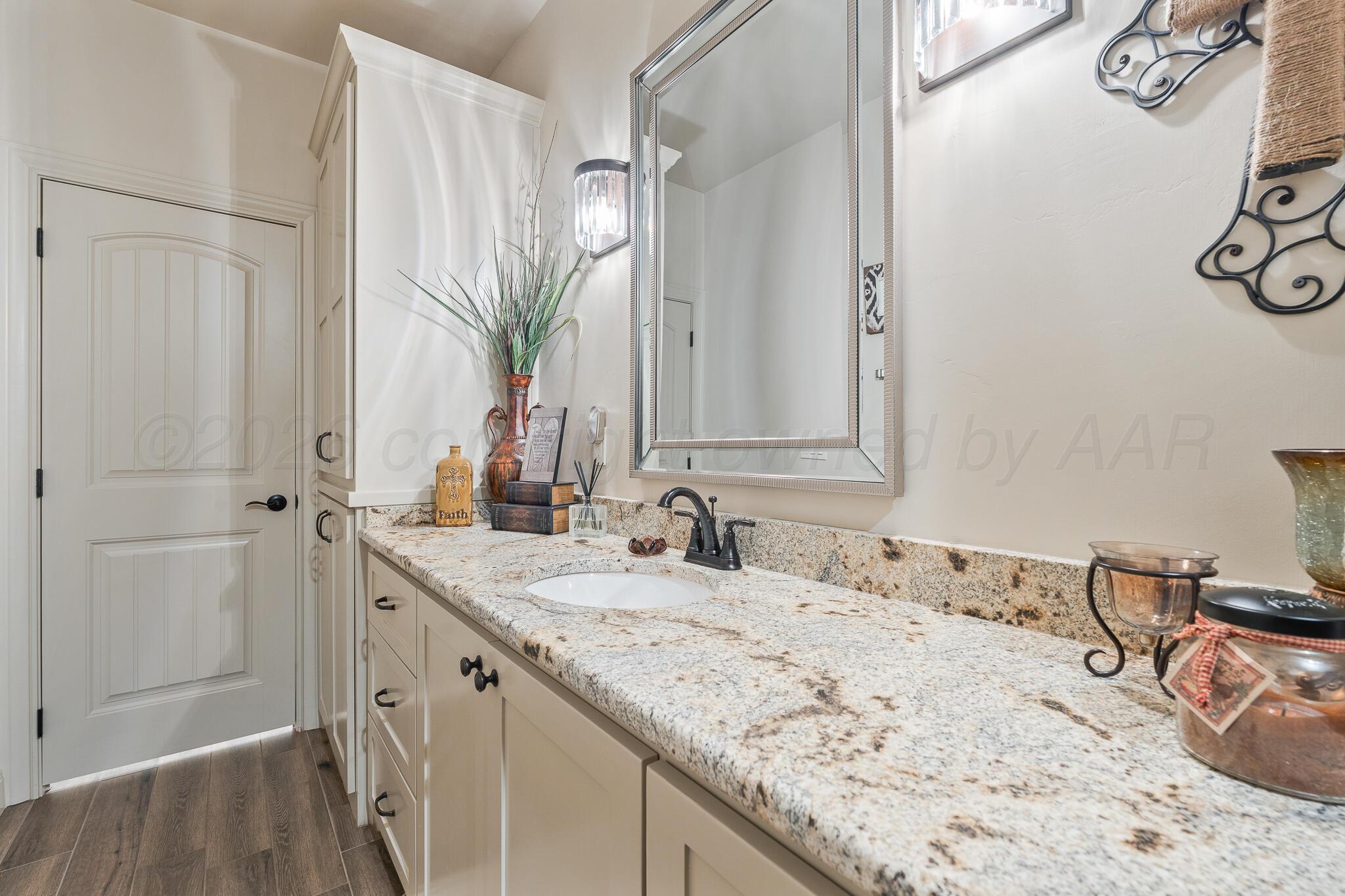 18 Backus Lane Property Photo 18