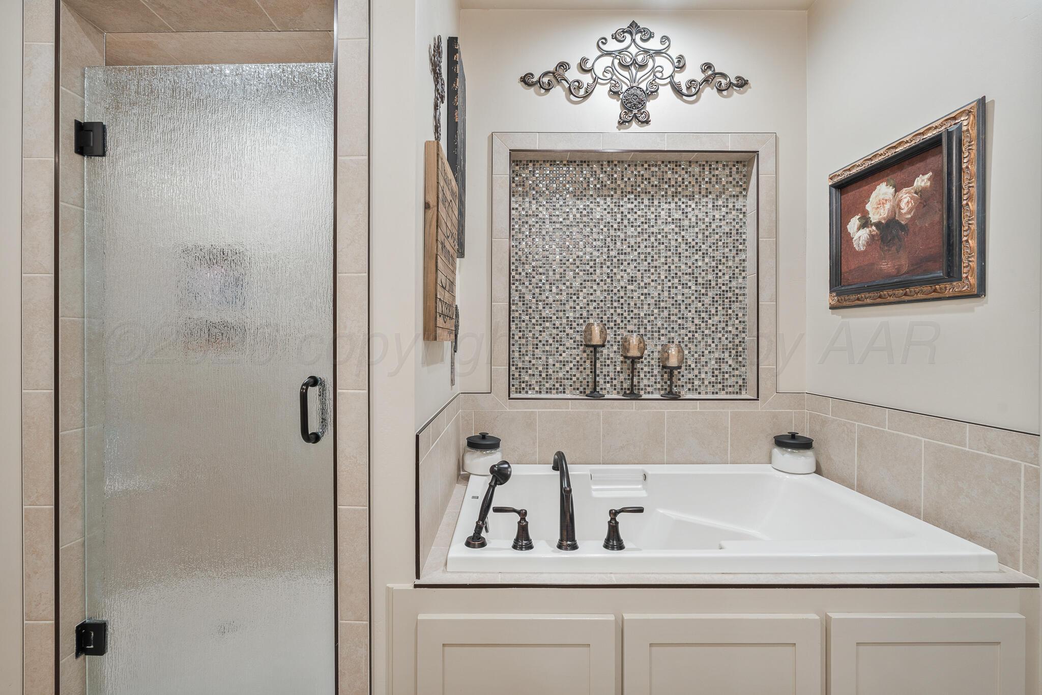 18 Backus Lane Property Photo 24