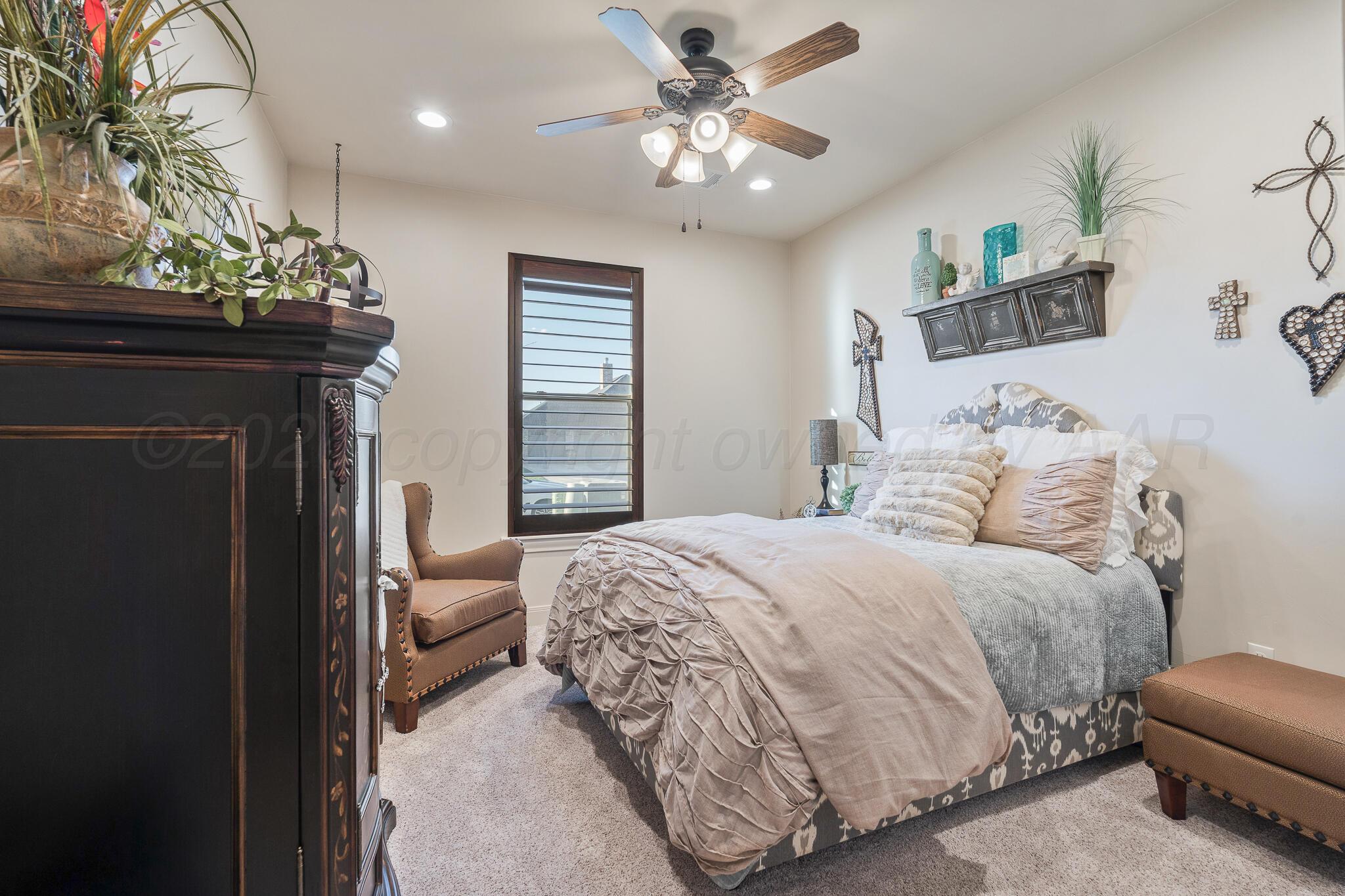 18 Backus Lane Property Photo 25