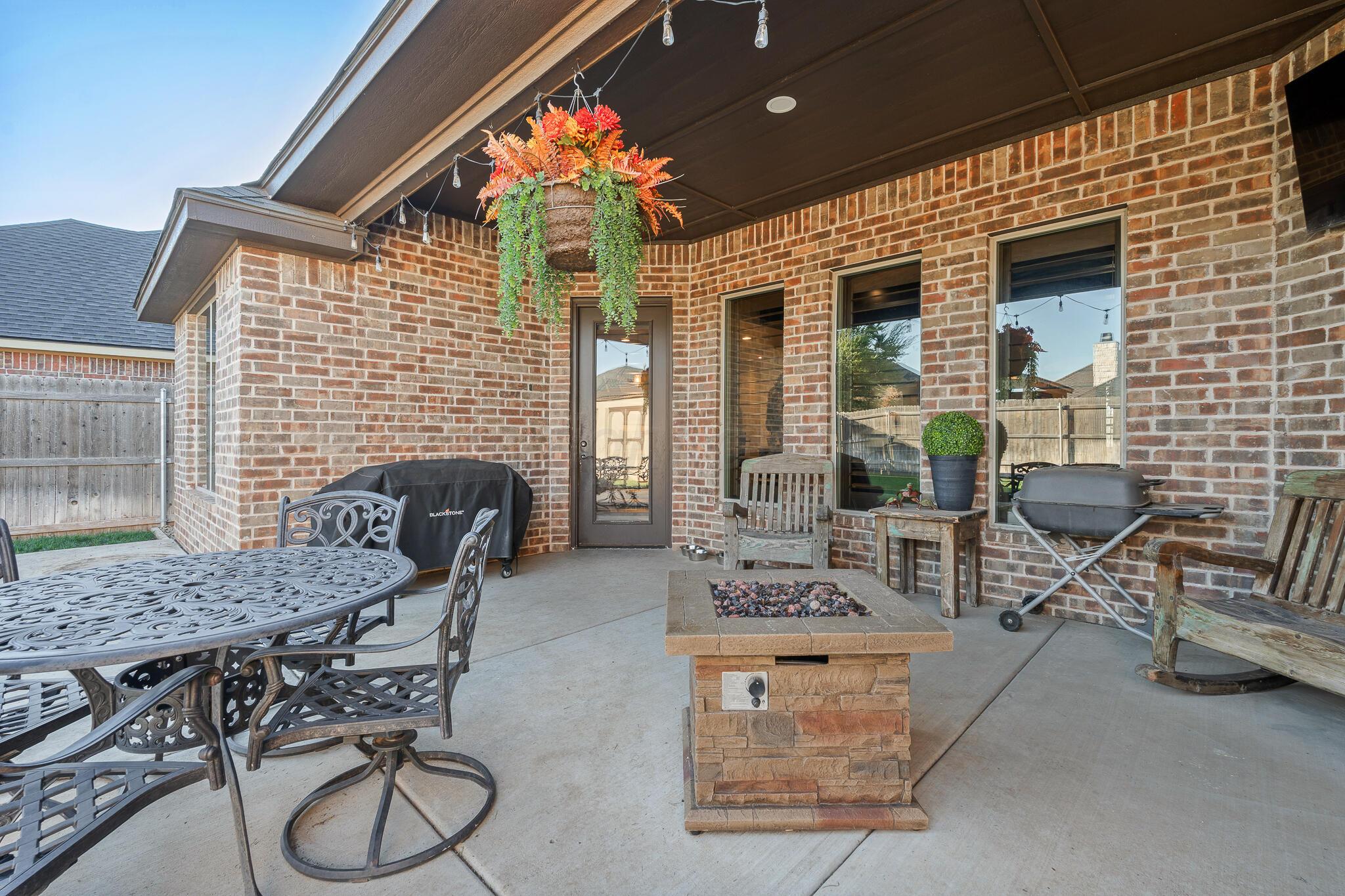 18 Backus Lane Property Photo 28
