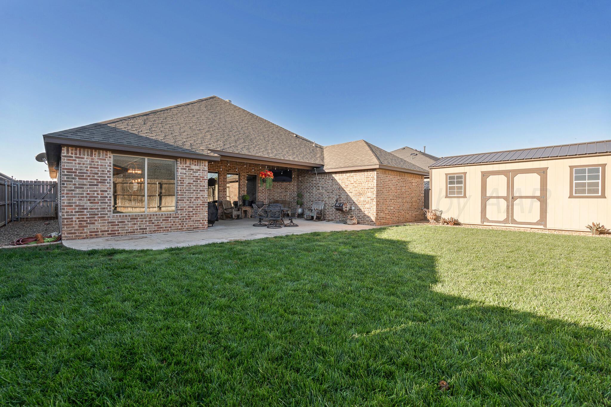 18 Backus Lane Property Photo 30