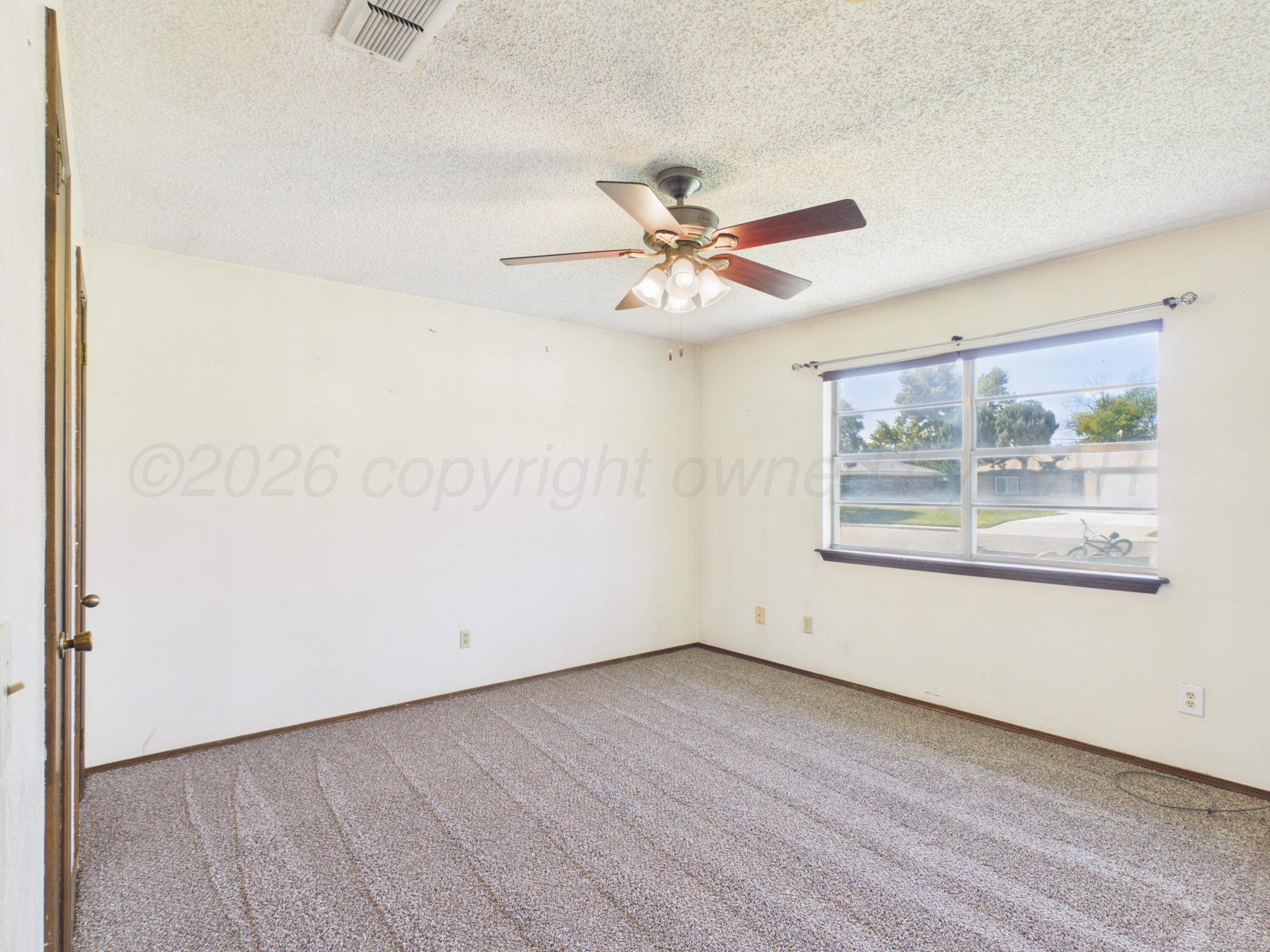 1105 Mills Avenue Property Photo 13