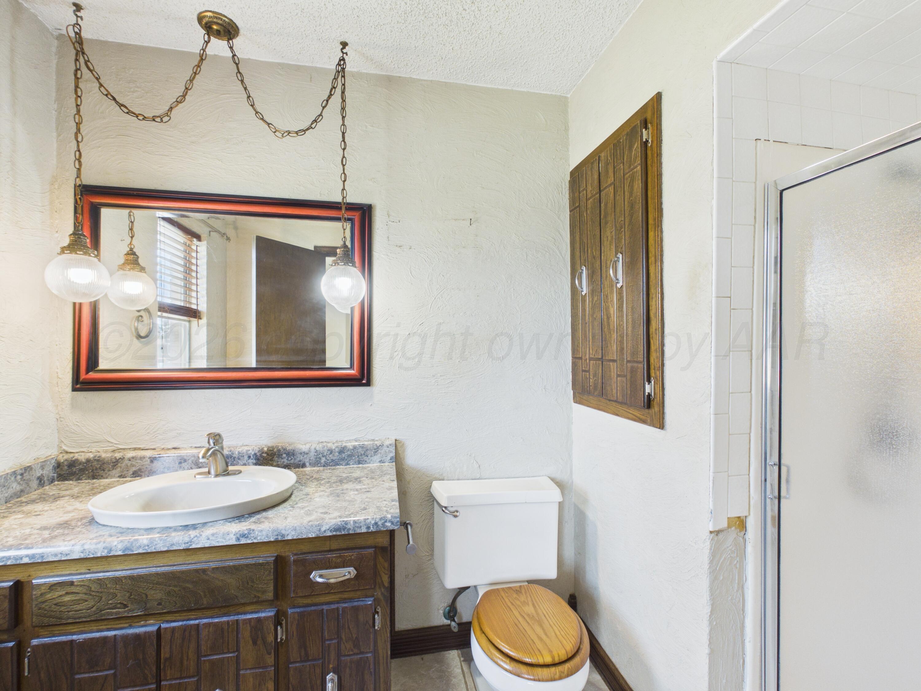 1105 Mills Avenue Property Photo 15