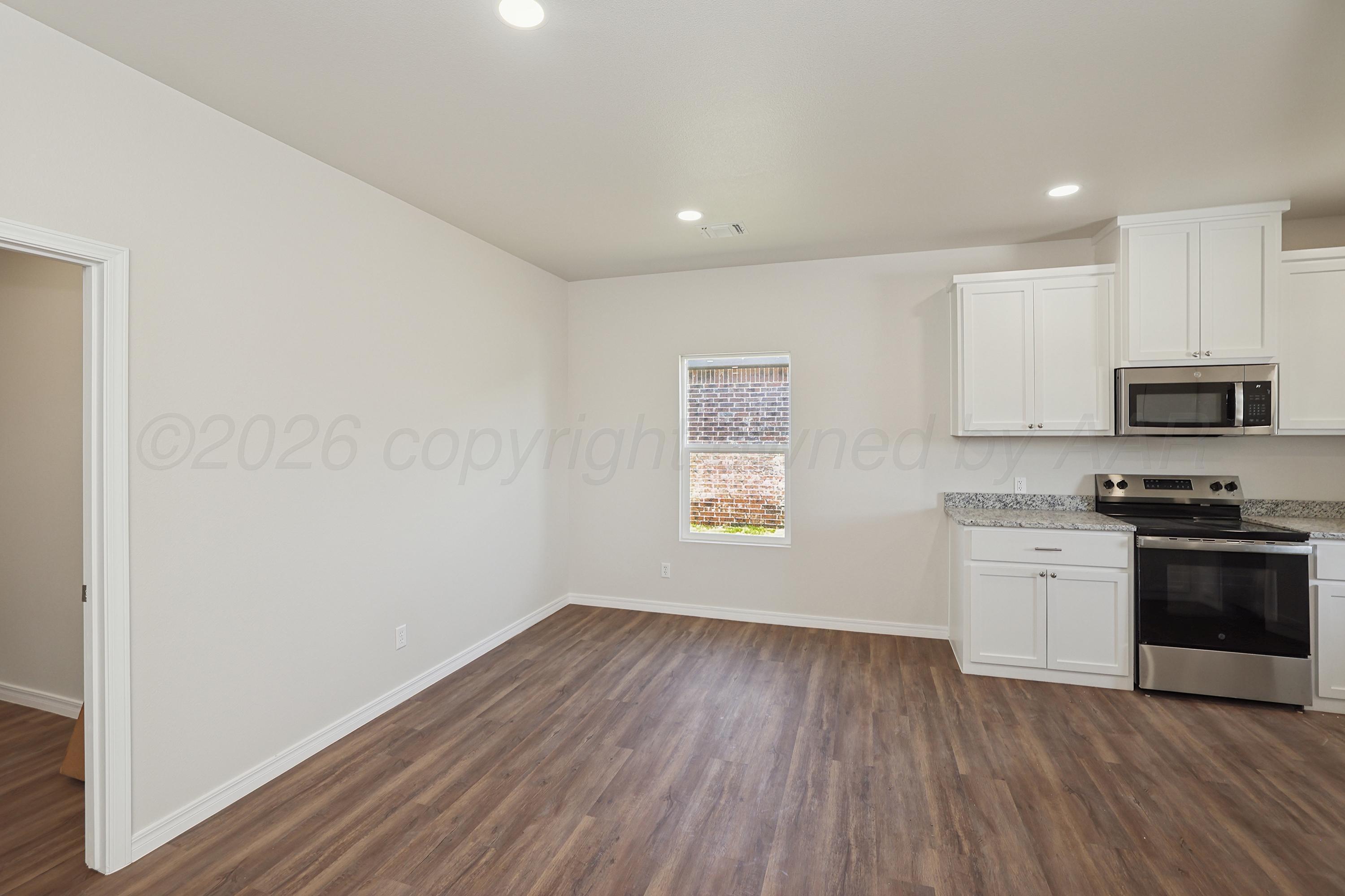 902 W Maple Ave Property Photo 10