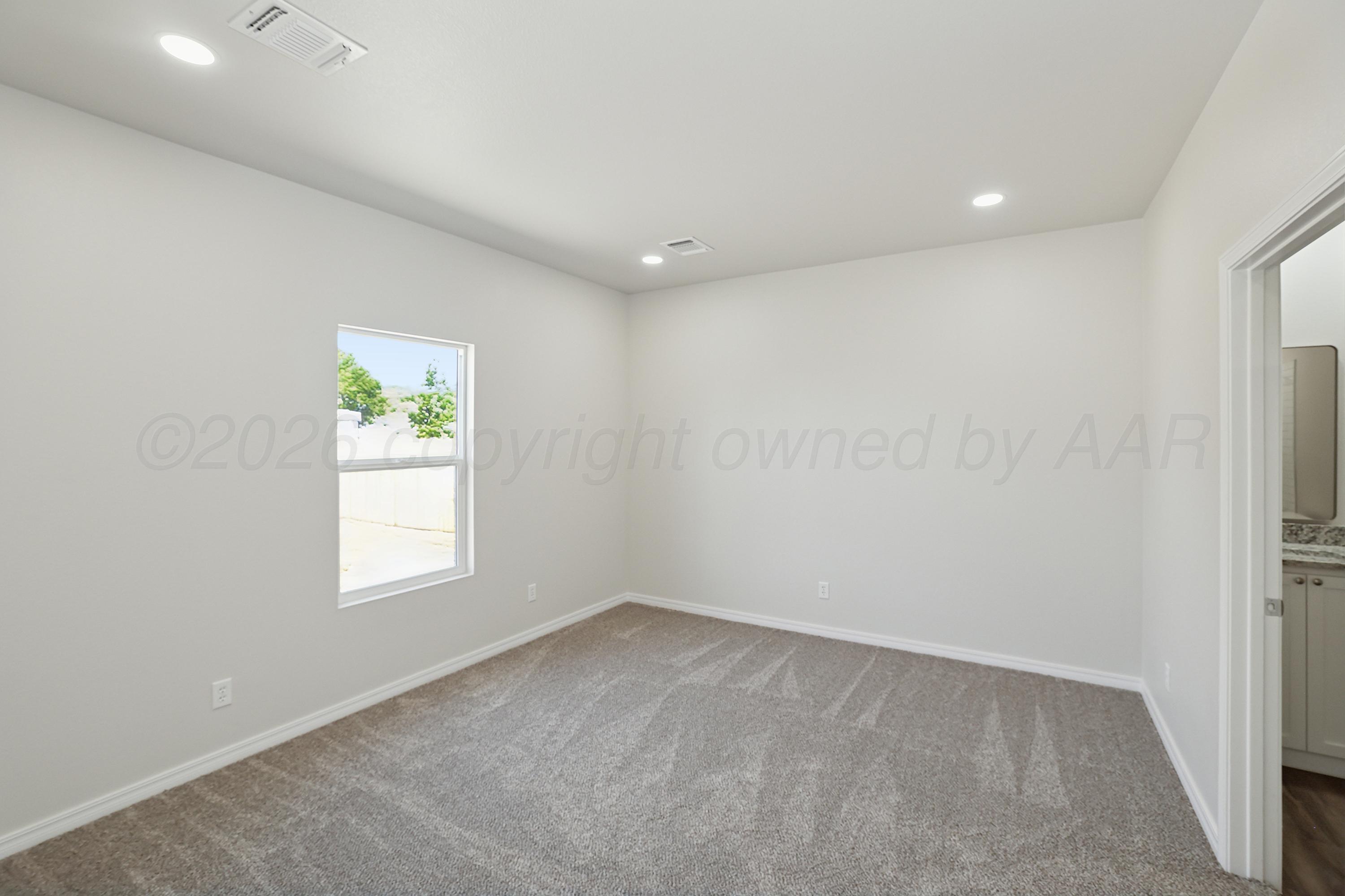 902 W Maple Ave Property Photo 12