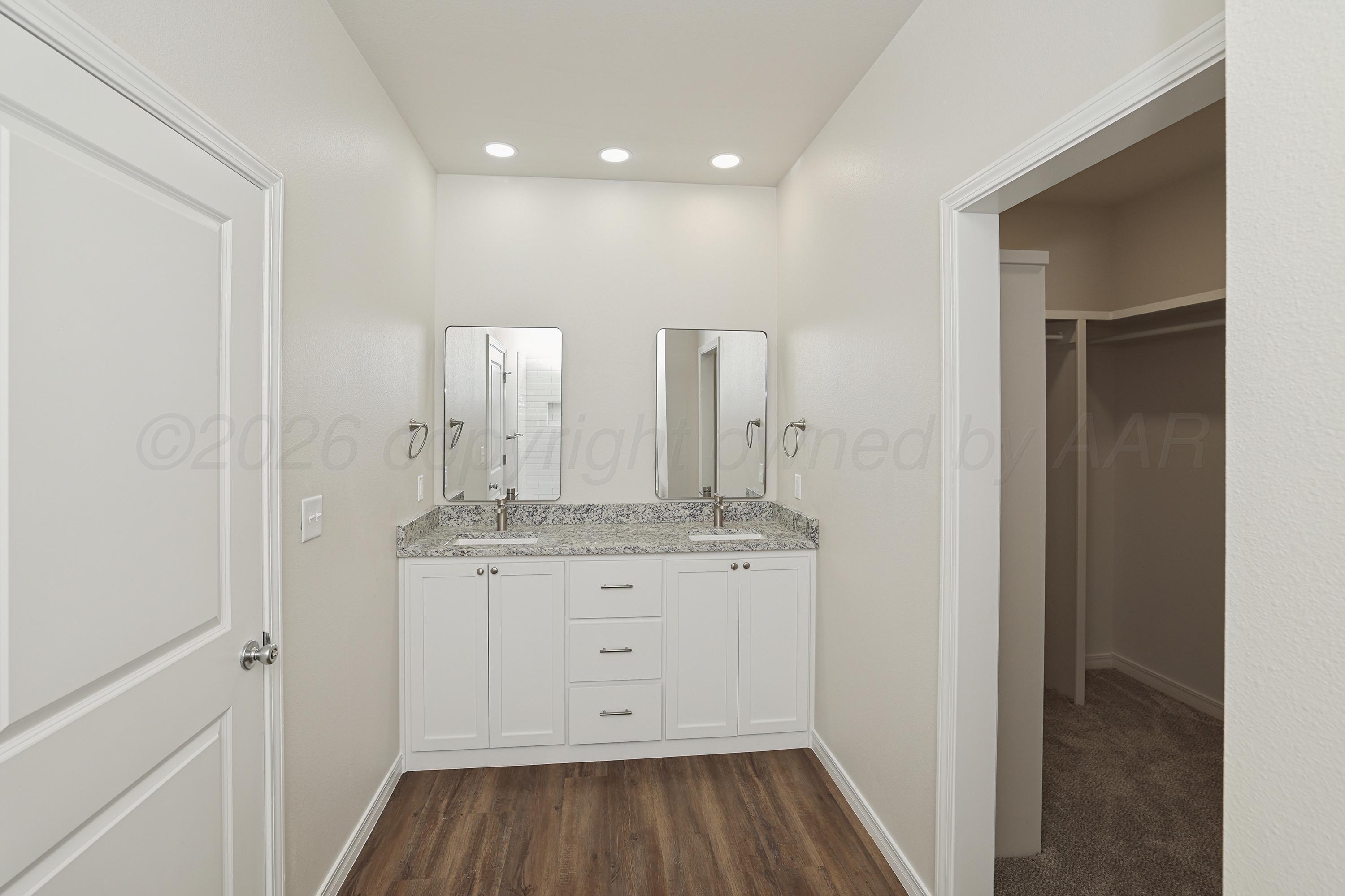 902 W Maple Ave Property Photo 14