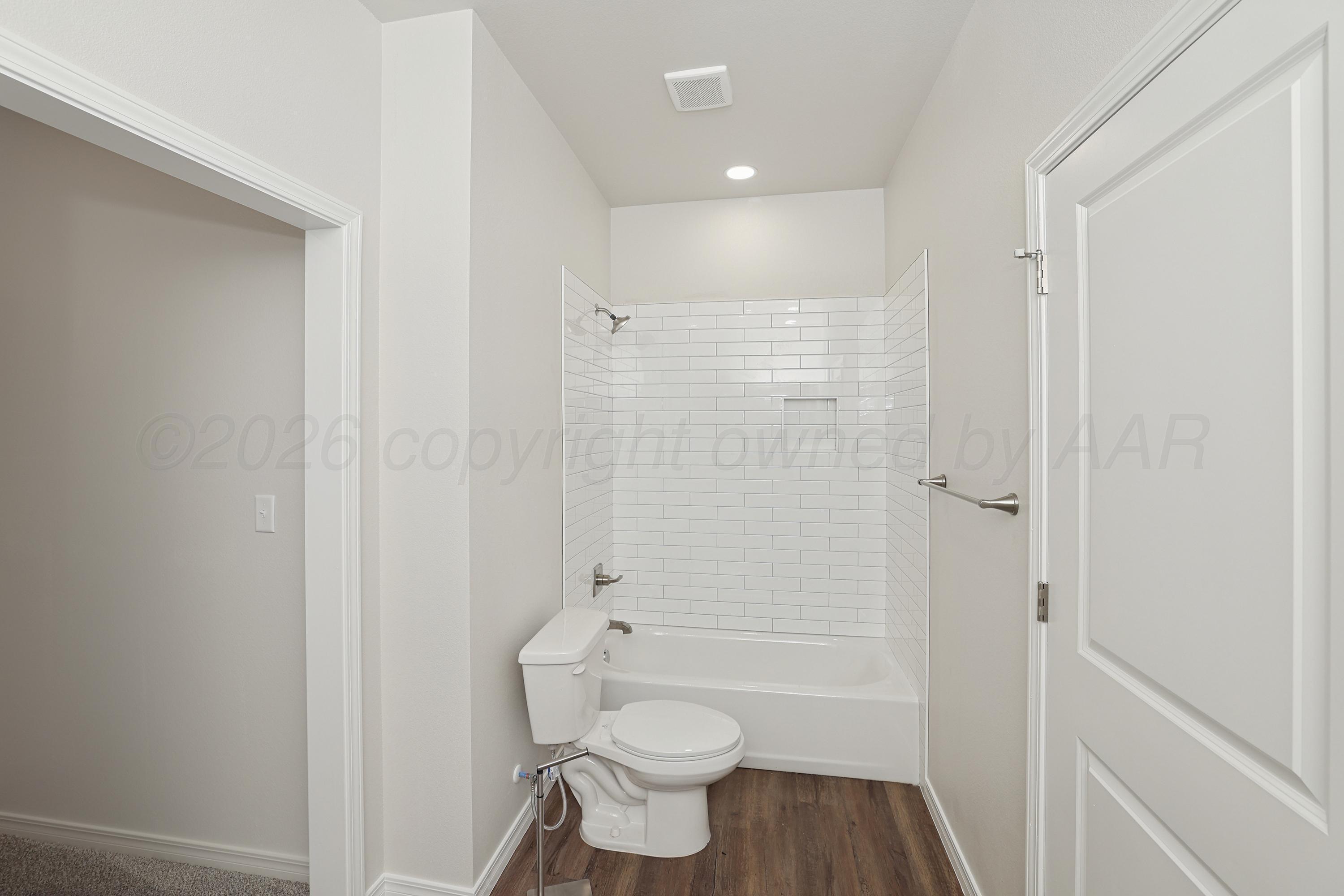 902 W Maple Ave Property Photo 15