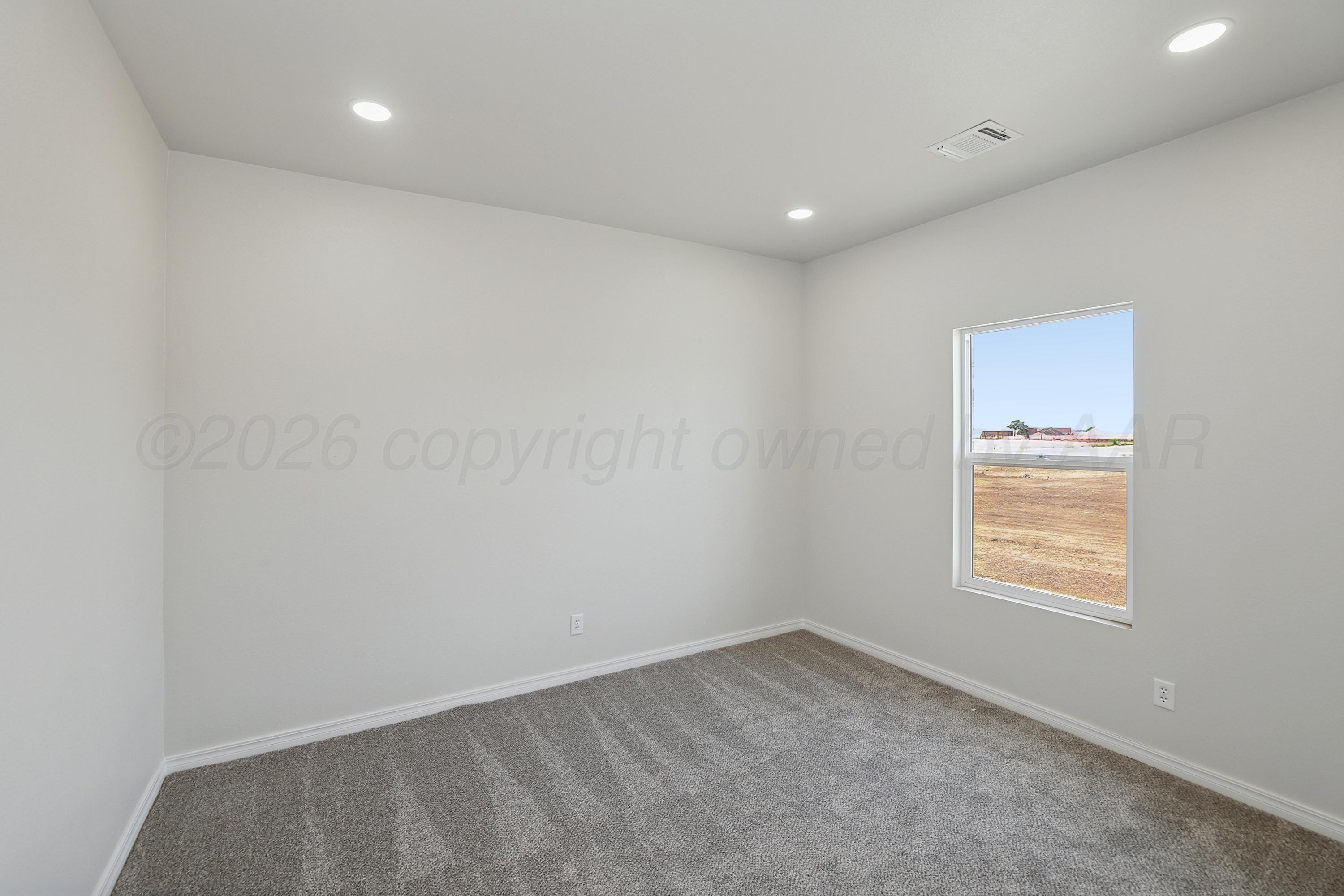 902 W Maple Ave Property Photo 18