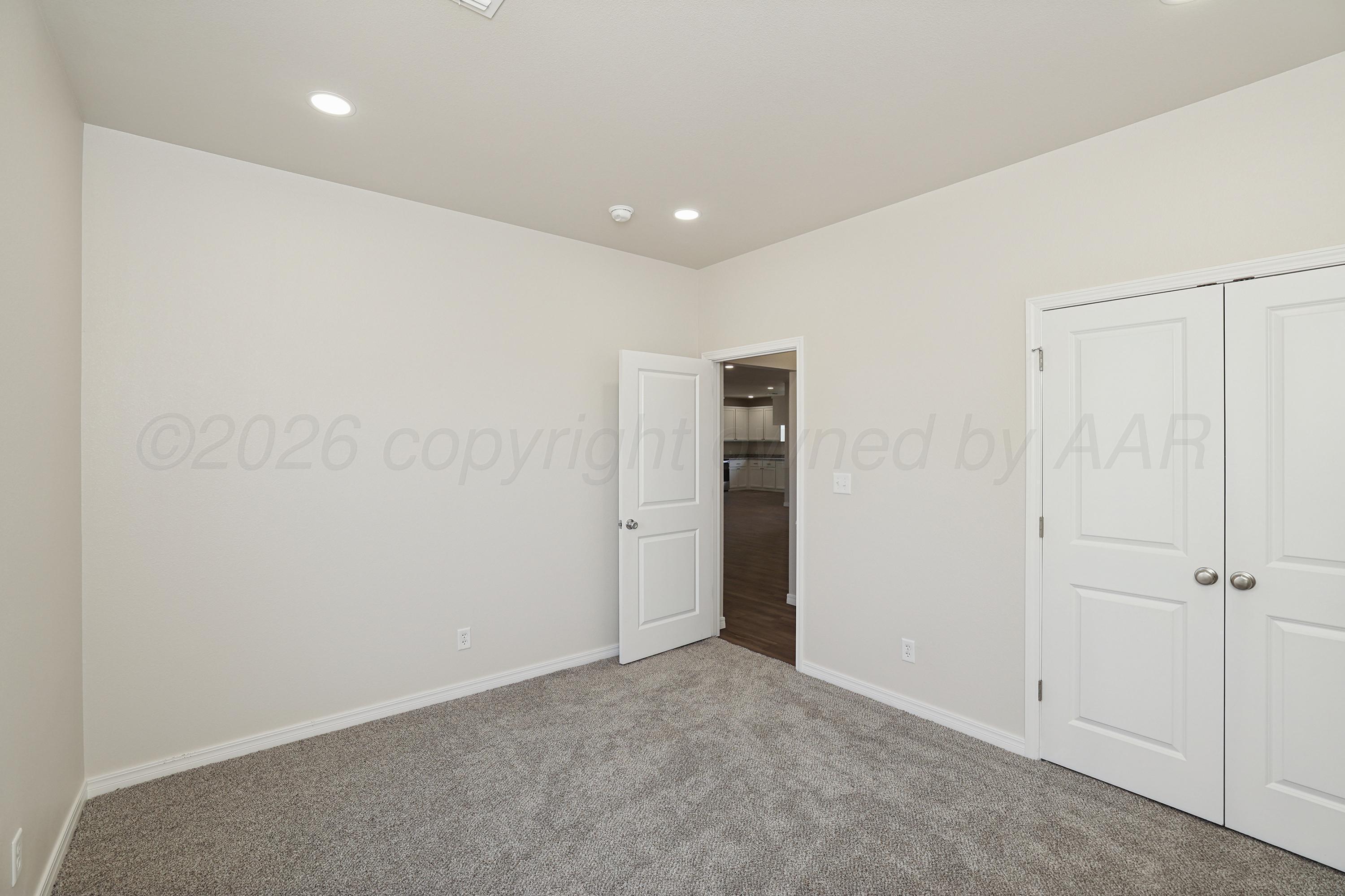 902 W Maple Ave Property Photo 22