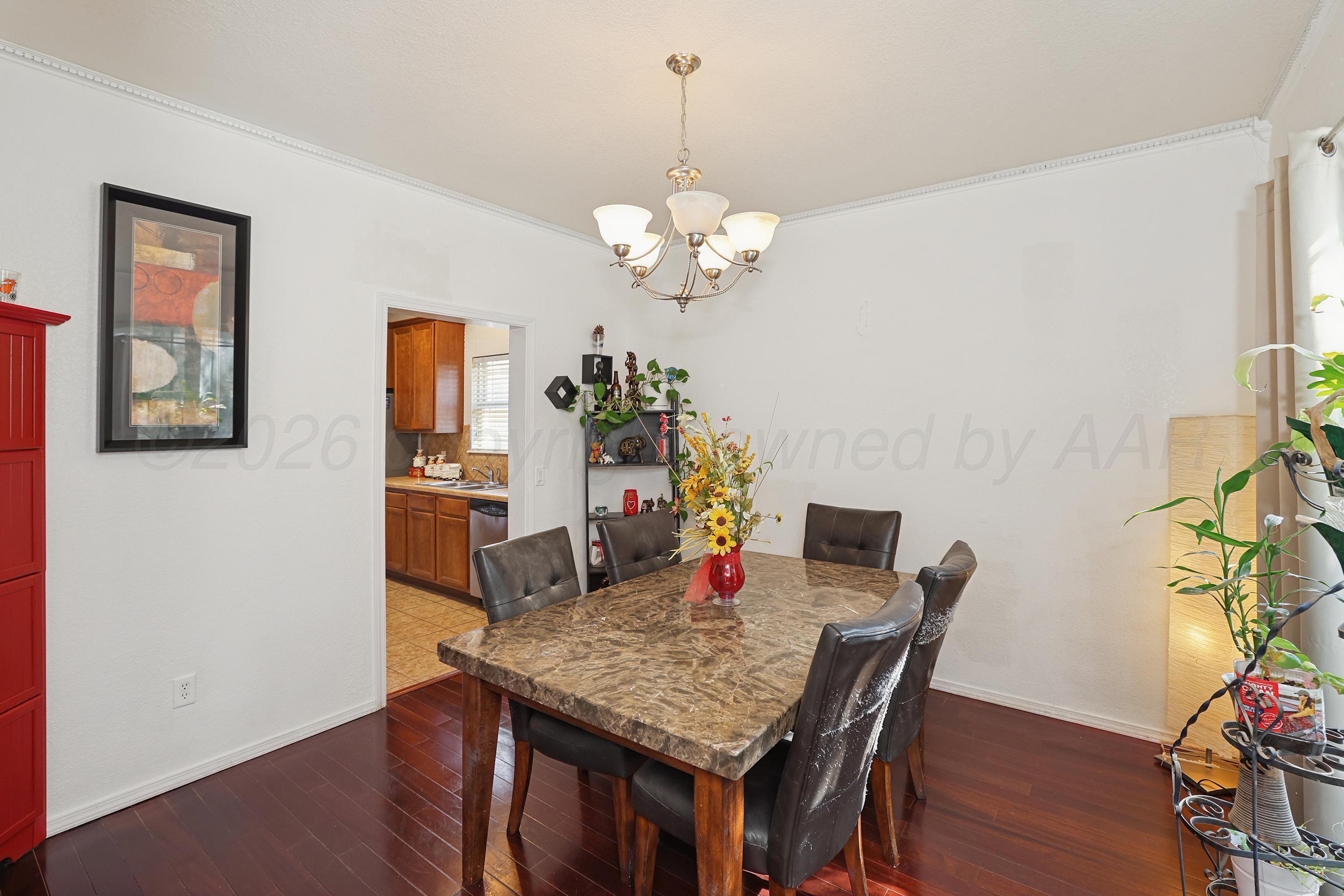 1420 Sw 62nd Avenue Property Photo 6