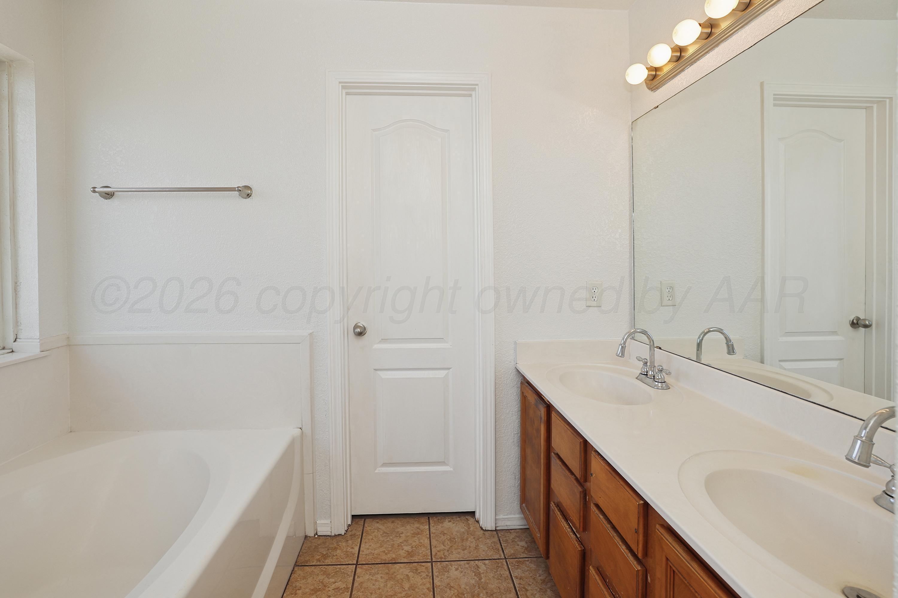 1420 Sw 62nd Avenue Property Photo 18
