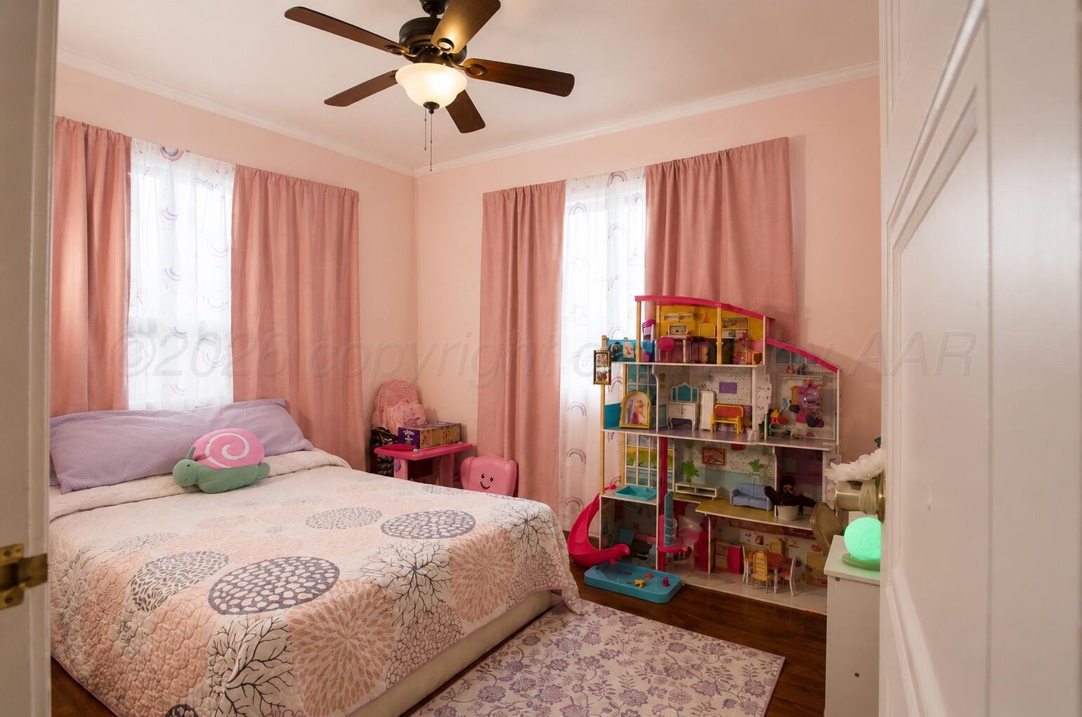 413 Star Street Property Photo 9