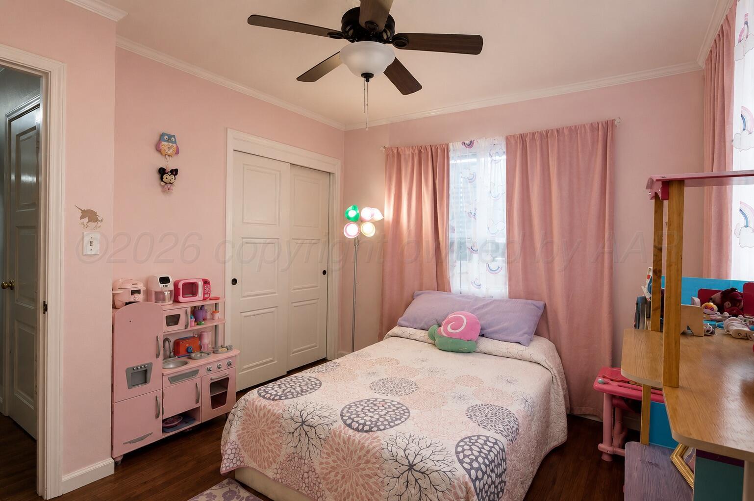 413 Star Street Property Photo 10