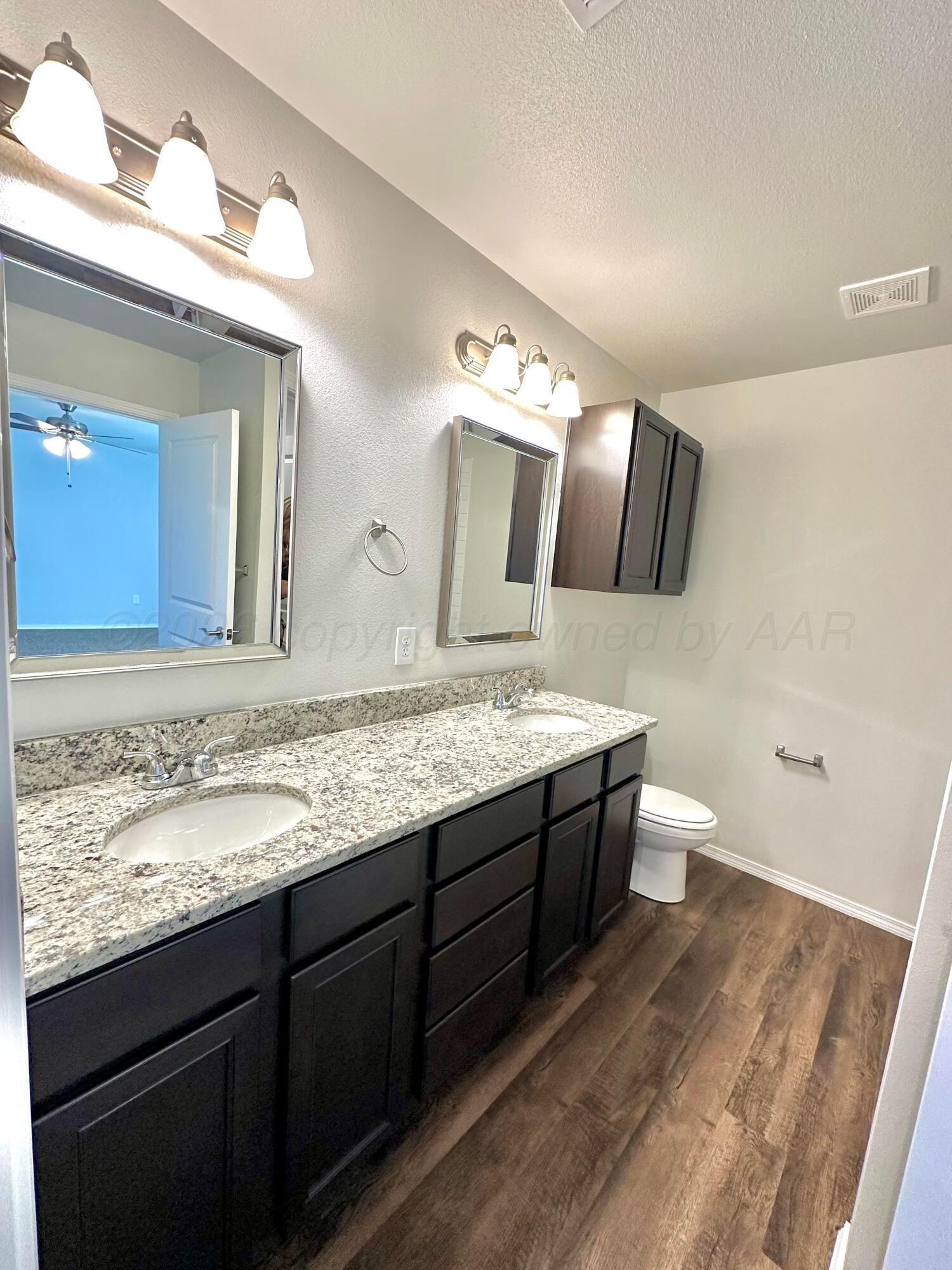 4403 Sunset Street Property Photo 13