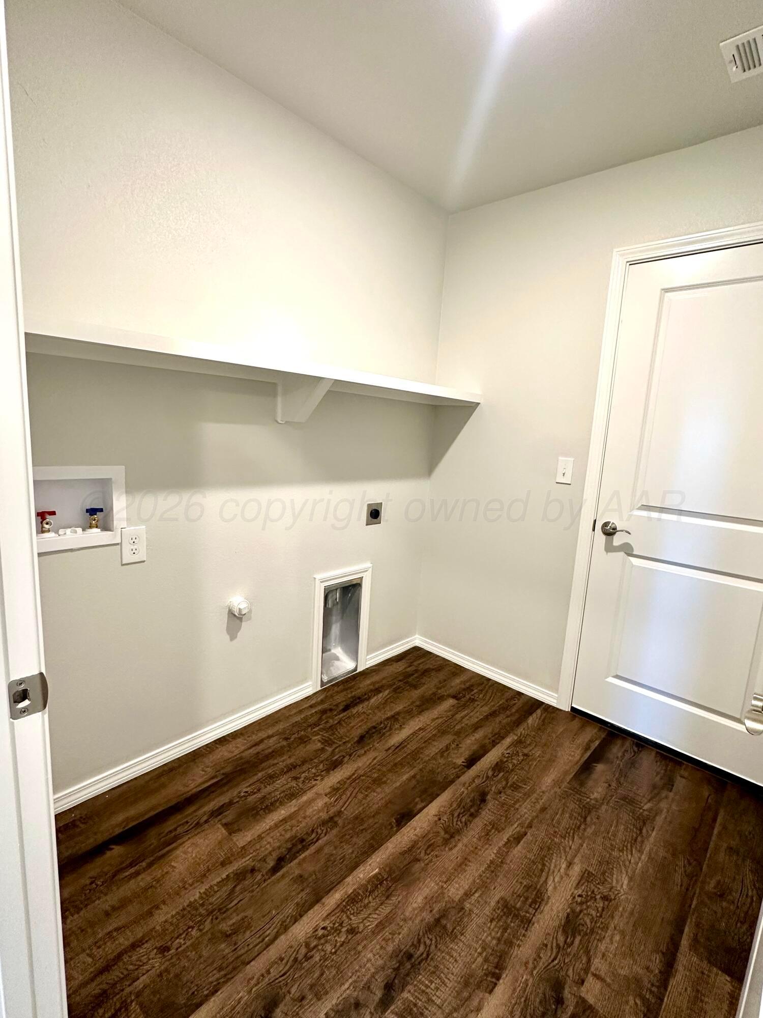 4403 Sunset Street Property Photo 15