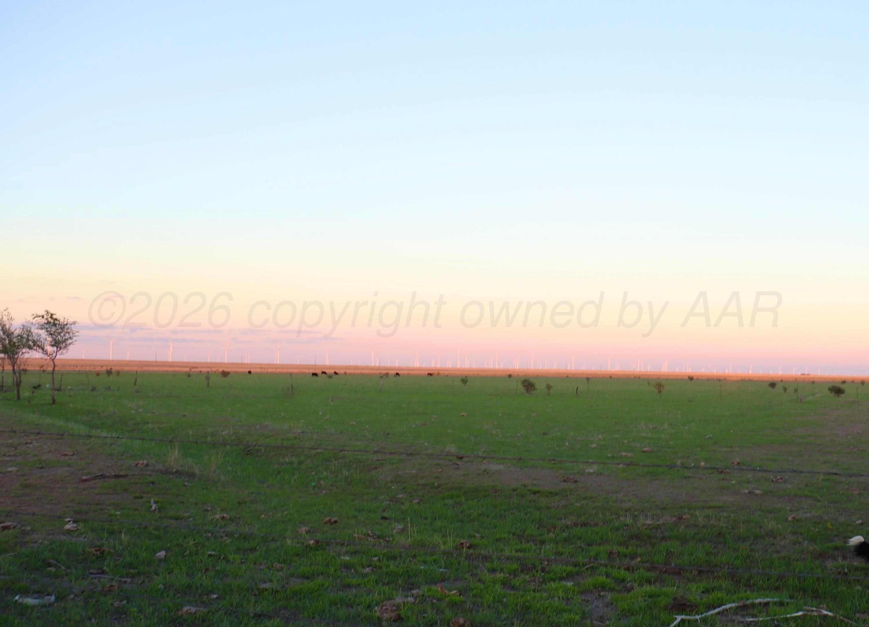 504 S Redwood Avenue Property Photo 4