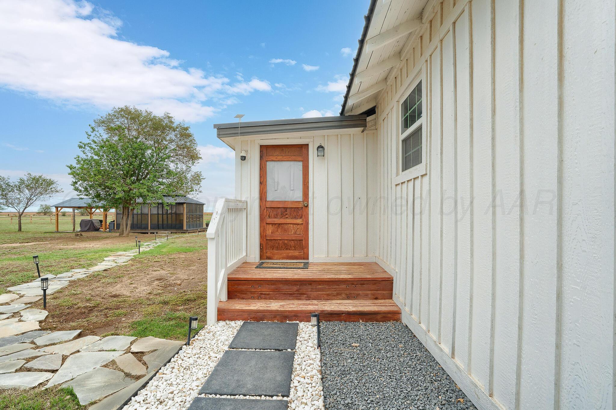 2675 County Road Ll Property Photo 24