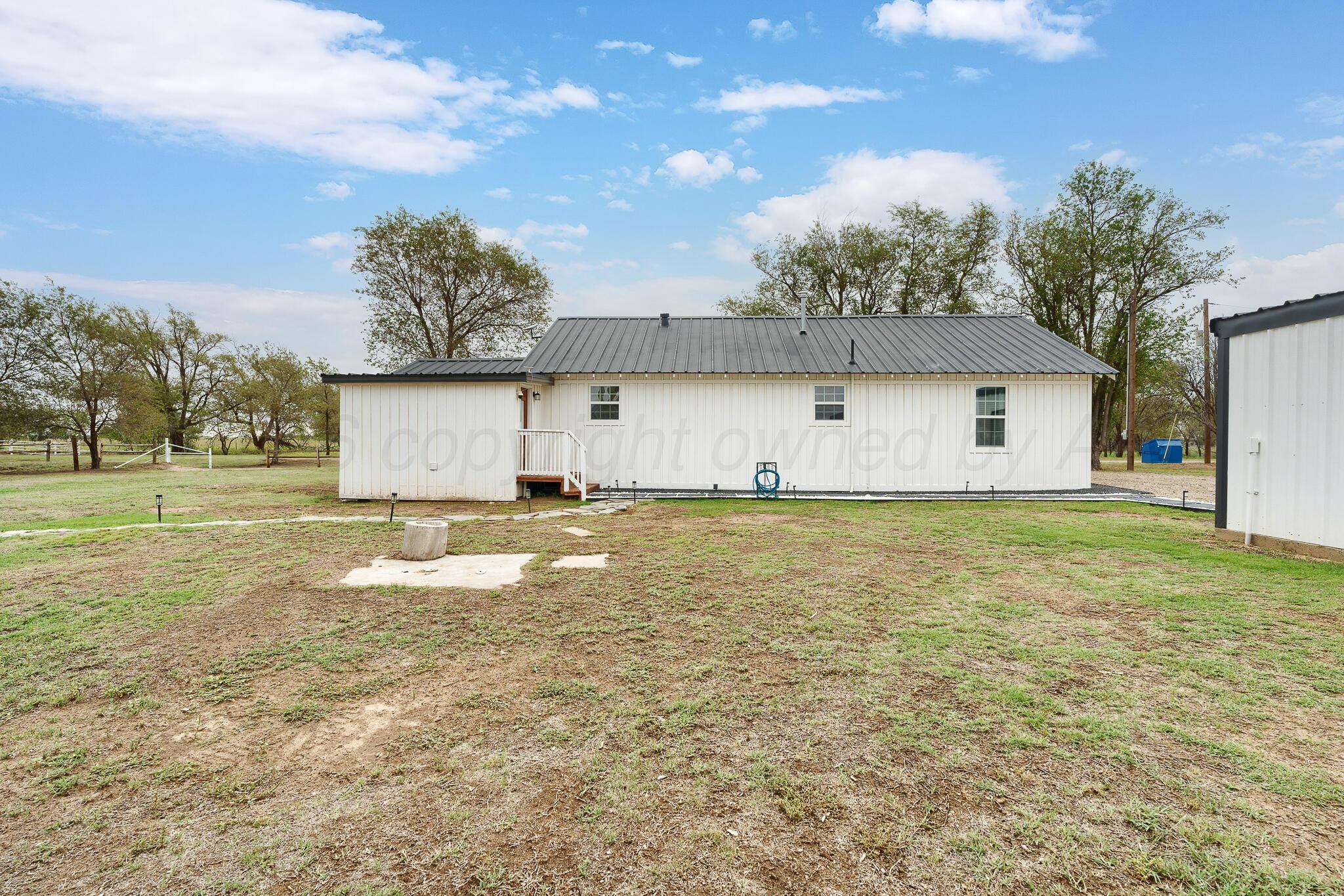 2675 County Road Ll Property Photo 25