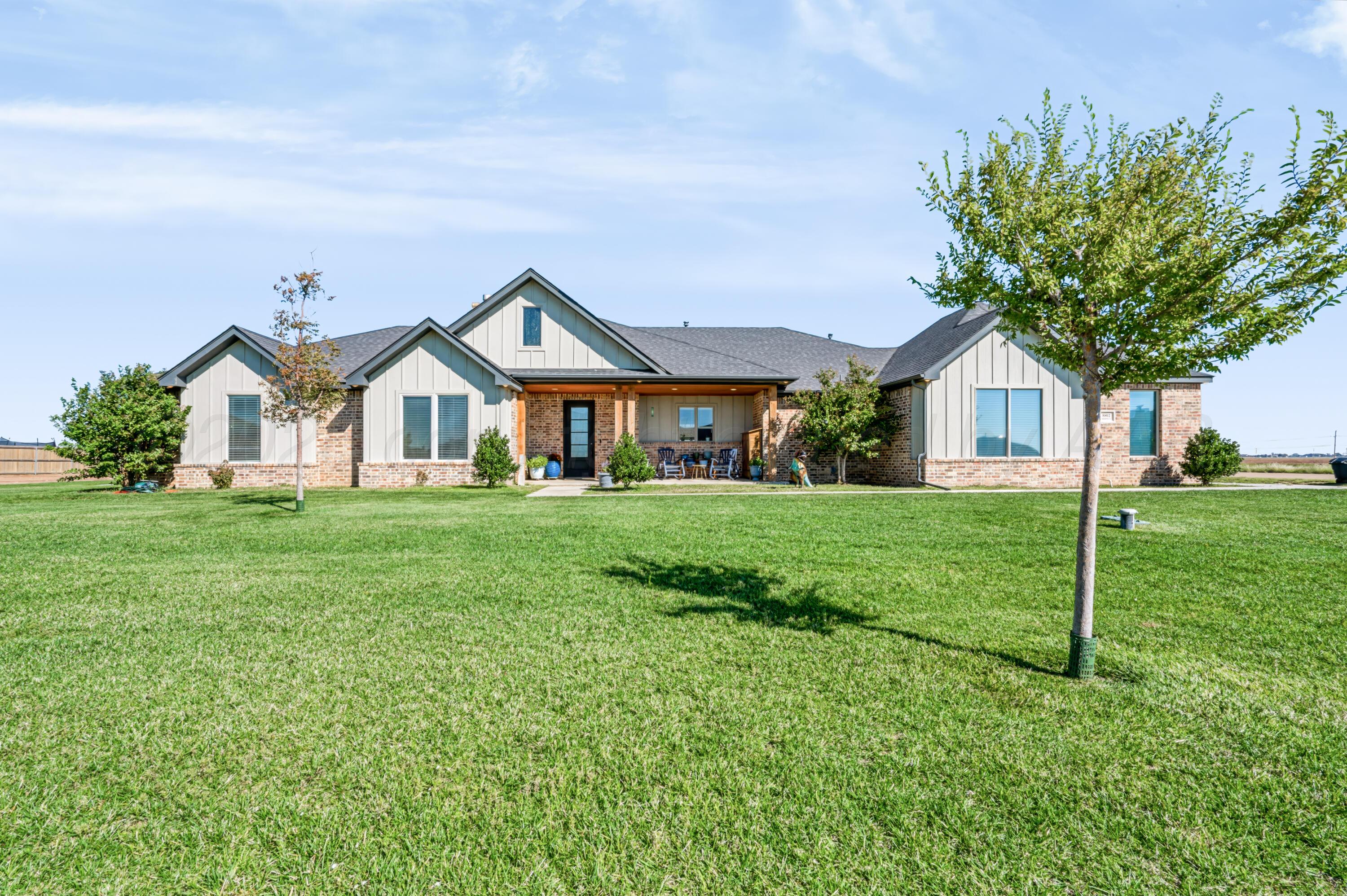 8802 Wedgewood Avenue Property Photo 1