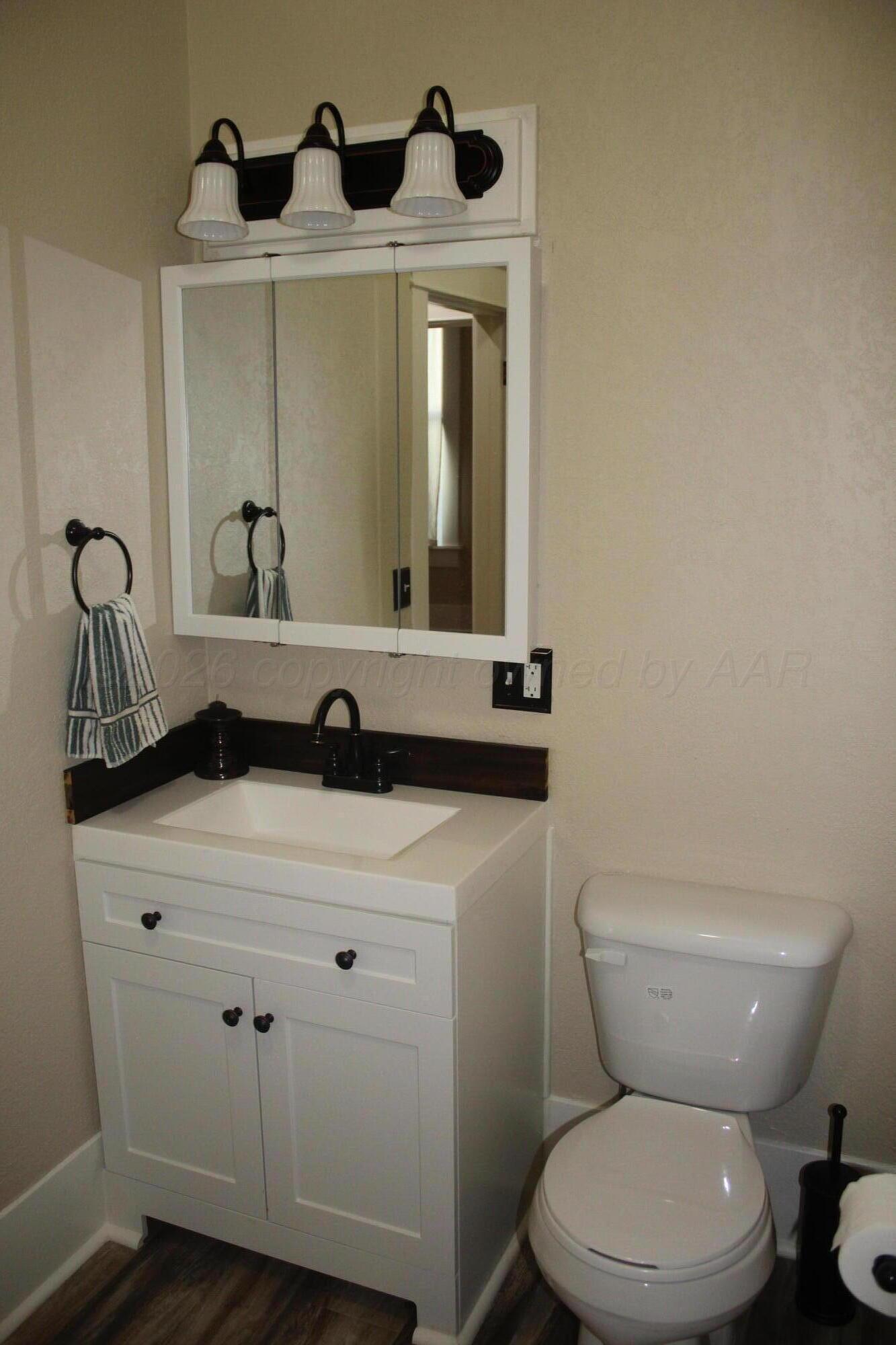 603 E 5th Street Property Photo 16