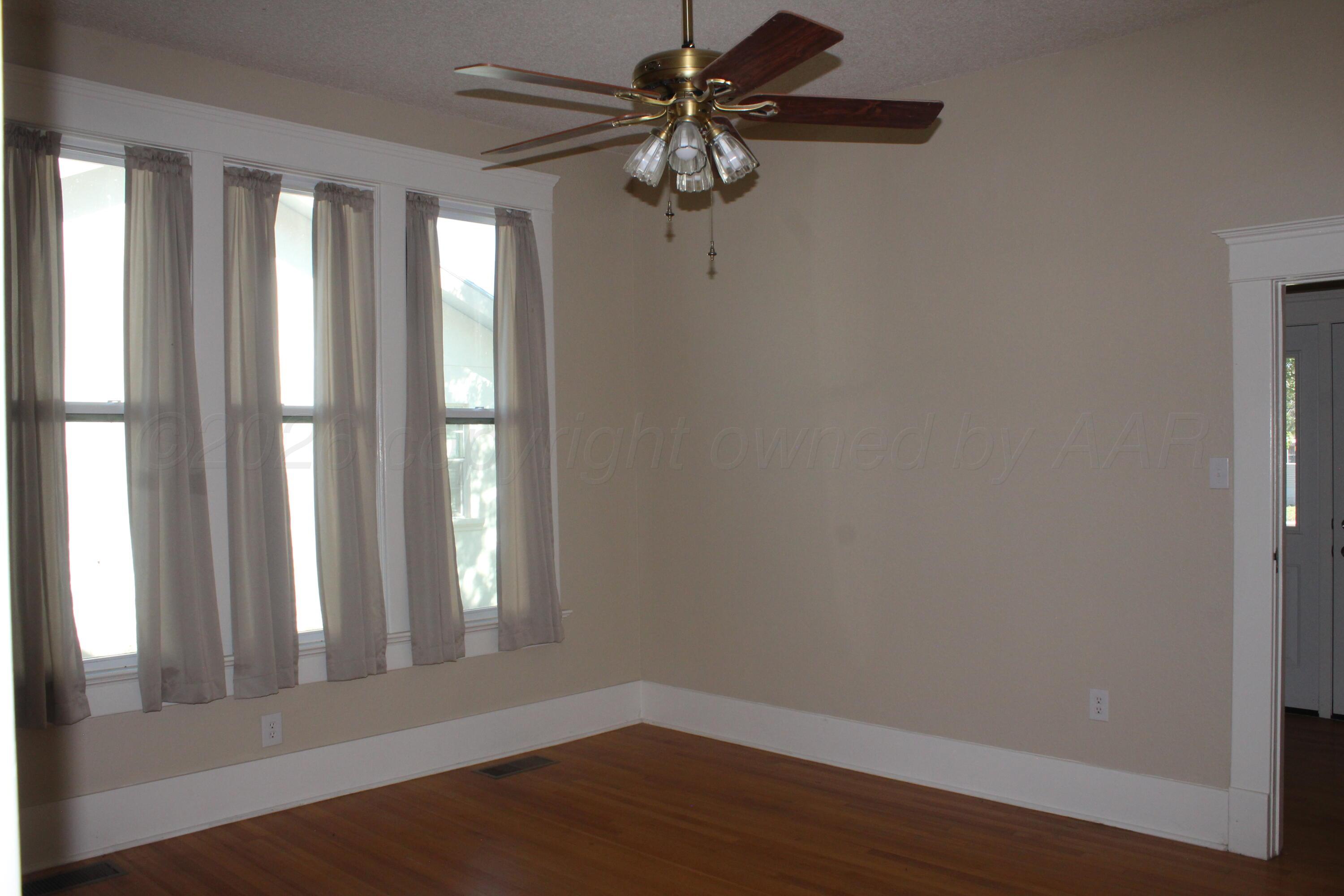 603 E 5th Street Property Photo 19