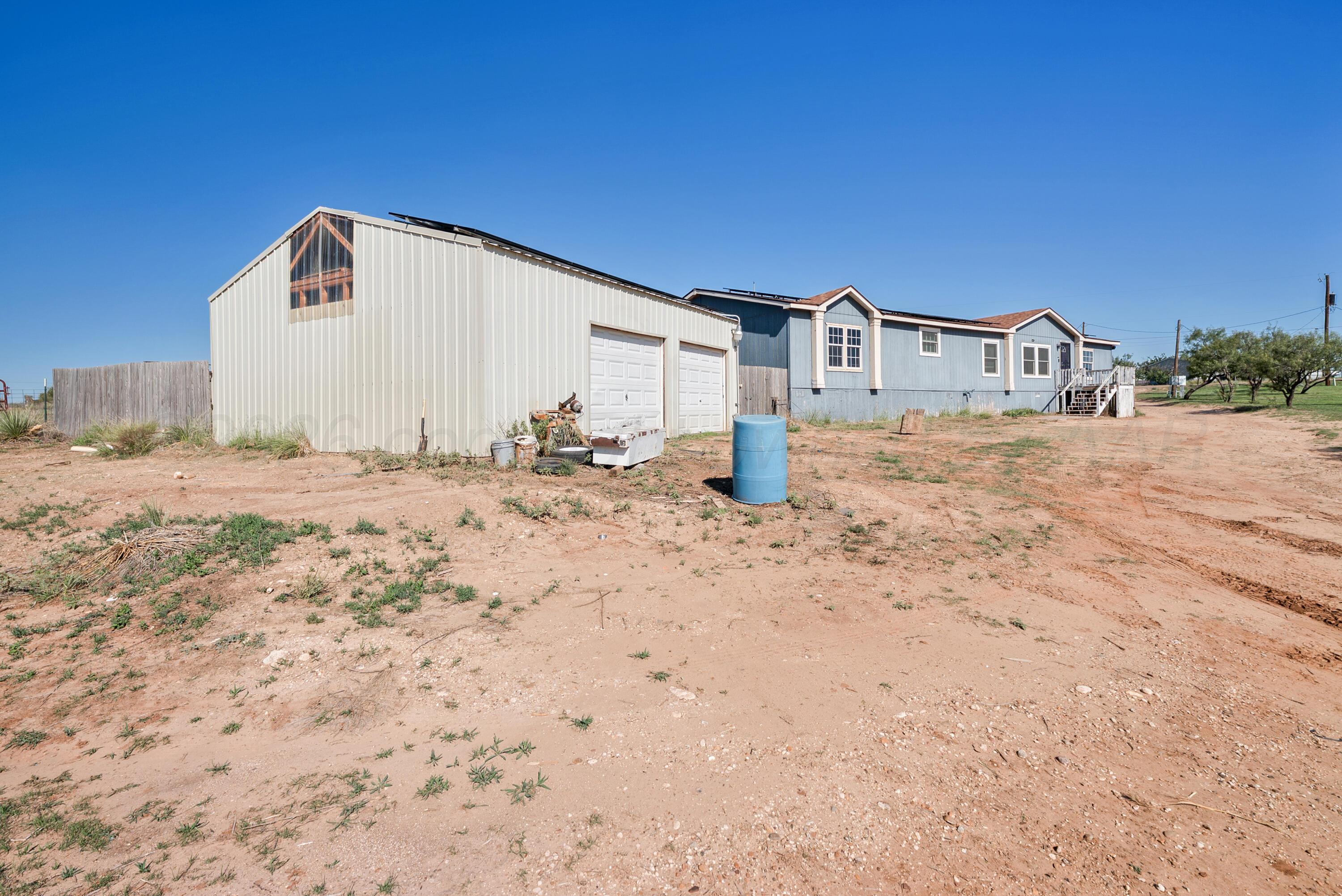 7421 Sabre Trail Property Photo 4