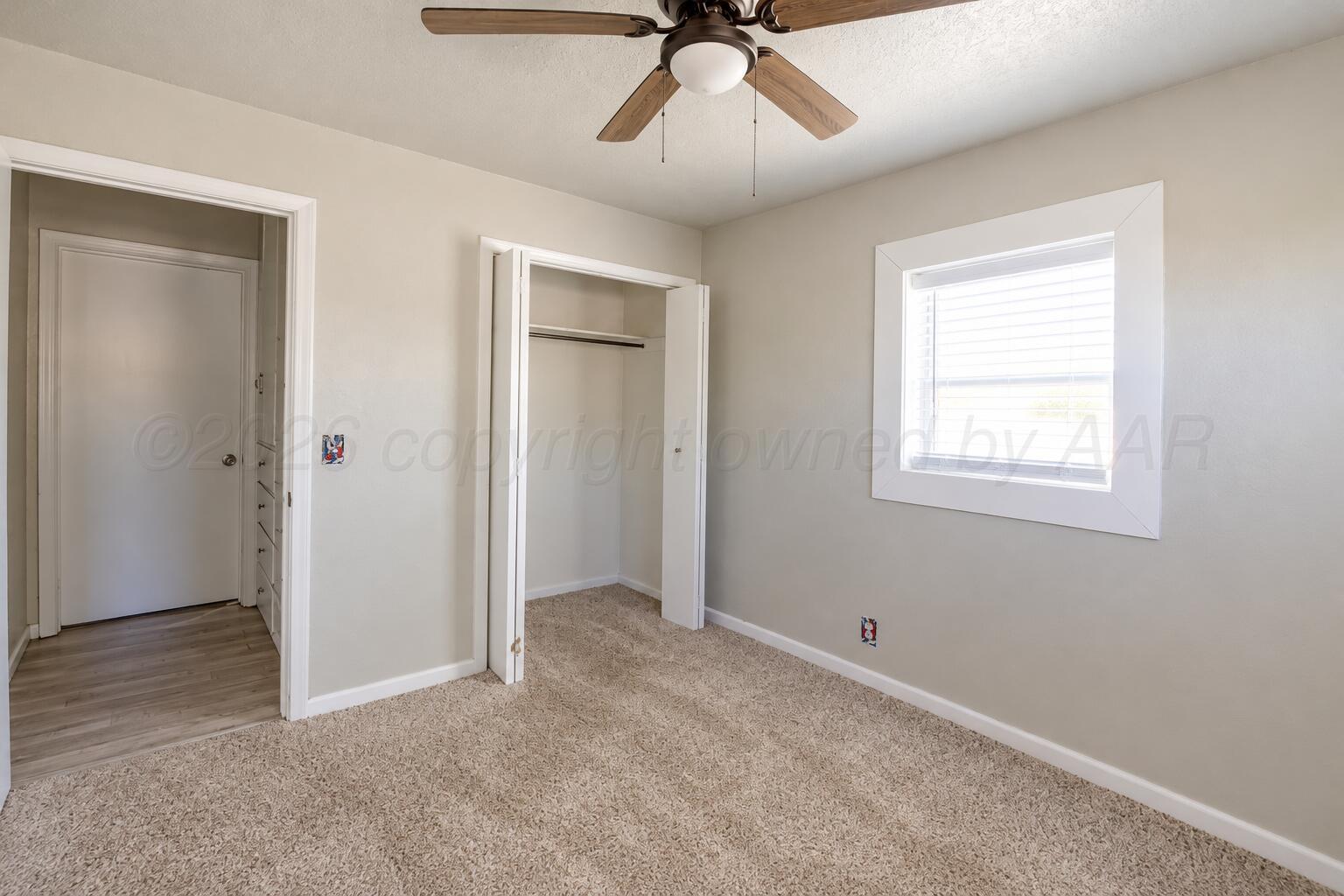 913 E 8th Street Property Photo 10