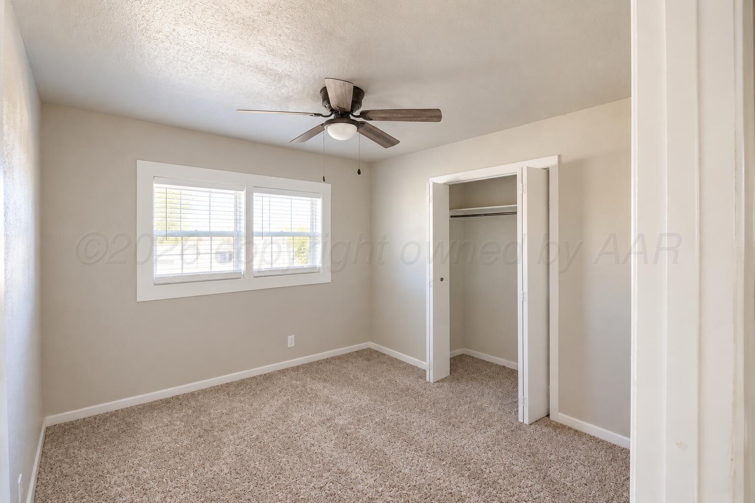 913 E 8th Street Property Photo 11