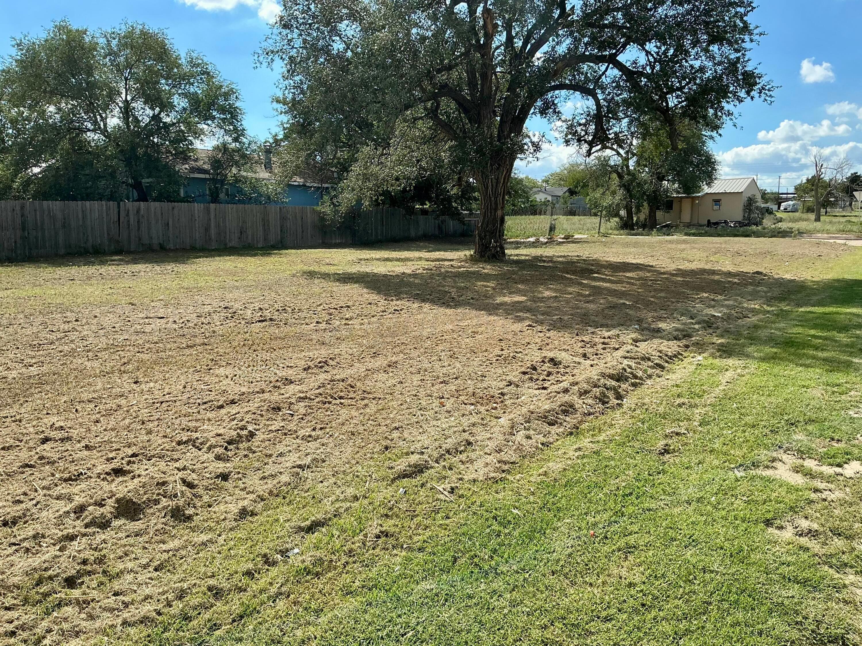 S Williams Avenue Property Photo 4