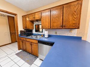 1019 Sierra Drive Property Photo 8