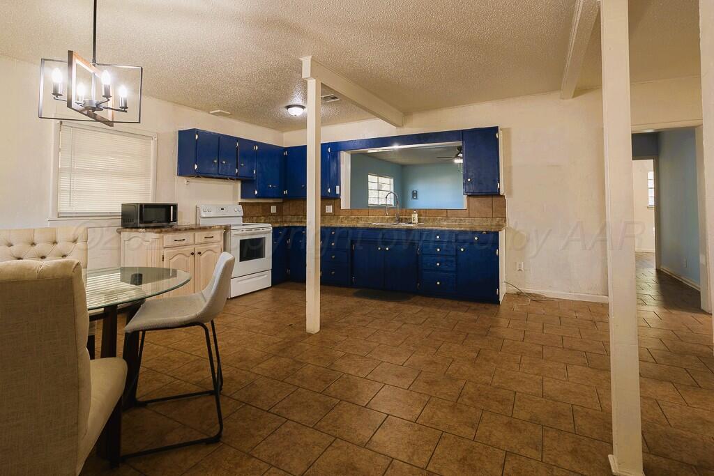 215 Goodnight Street Property Photo 2