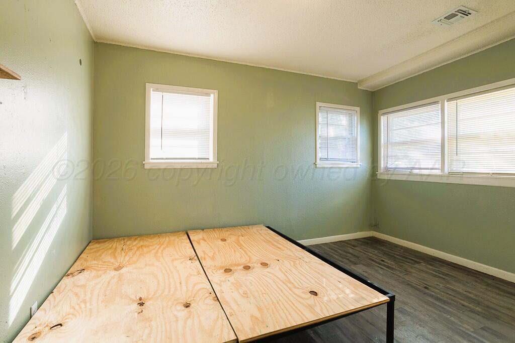 215 Goodnight Street Property Photo 7