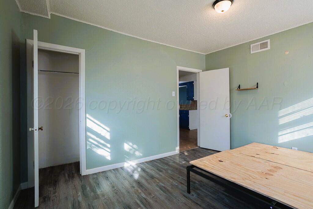 215 Goodnight Street Property Photo 8