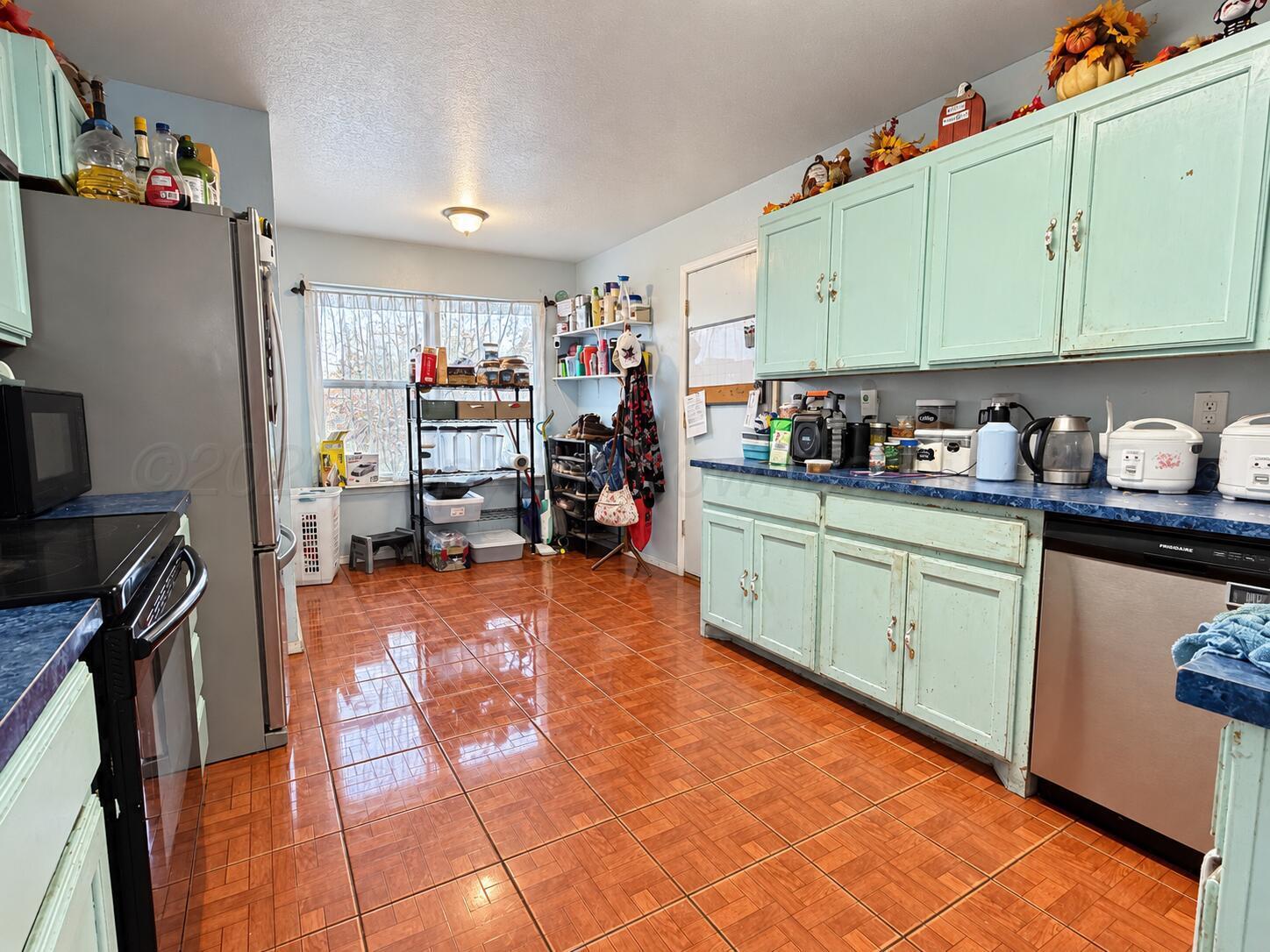 1000 Pikes Peak Drive Property Photo 13