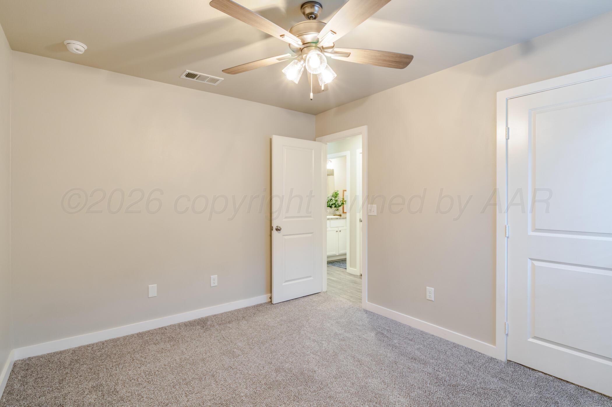 6909 Athens Street Property Photo 17