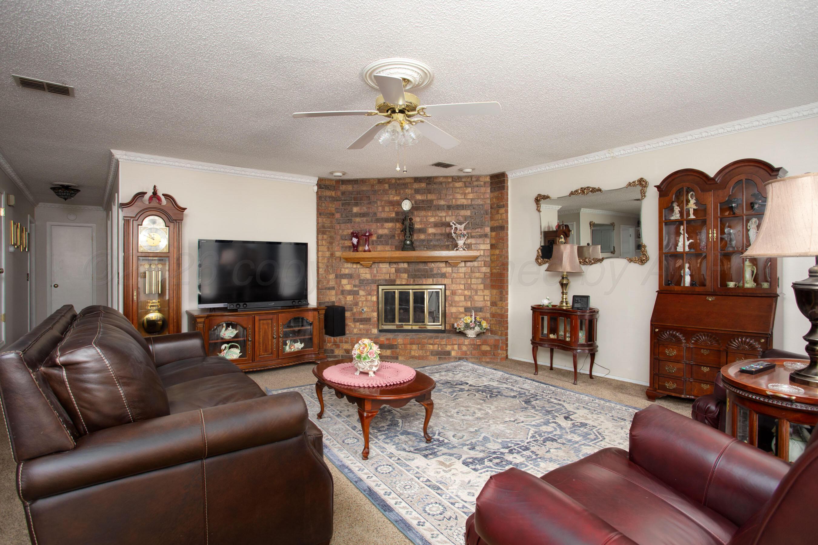 1100 Montclair Drive Property Photo 2